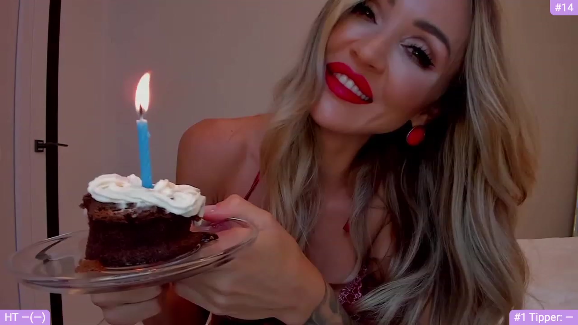 Gallery image thumbnail from DaisyD1_'s myfreecams stream on, 01/23/2023, 04:19 image 6 of 20