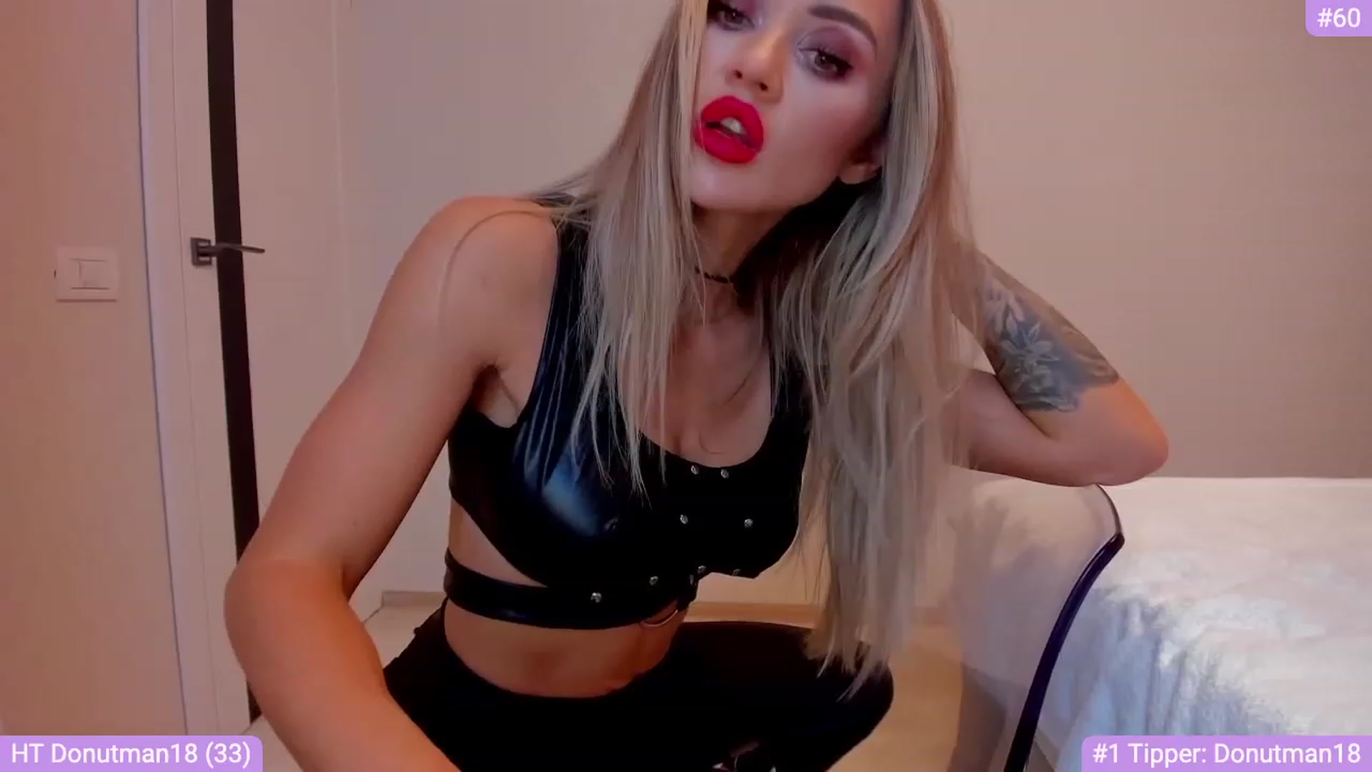 Gallery image thumbnail from DaisyD1_'s myfreecams stream on, 02/05/2023, 06:07 image 8 of 20