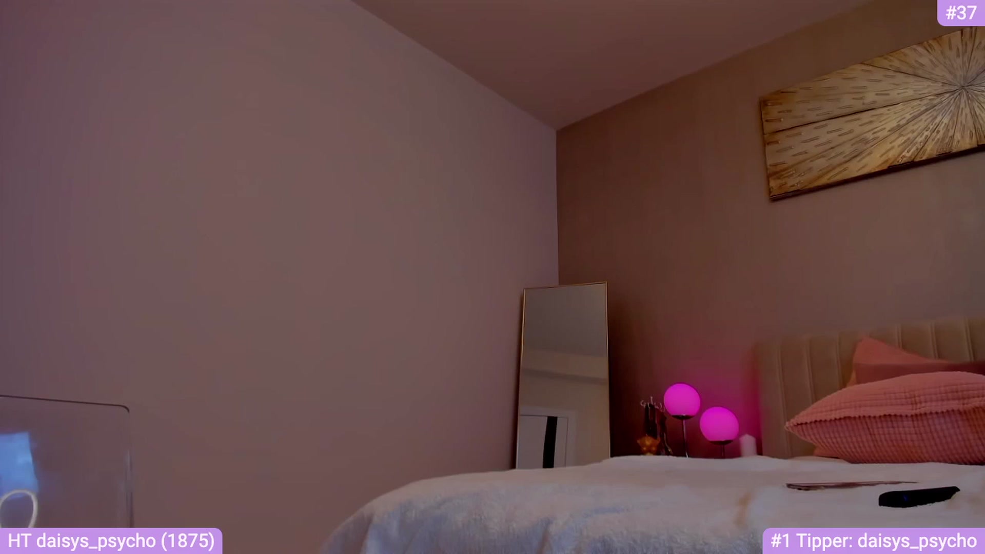 Gallery image thumbnail from DaisyD1_'s myfreecams stream on, 02/17/2023, 06:02 image 4 of 20