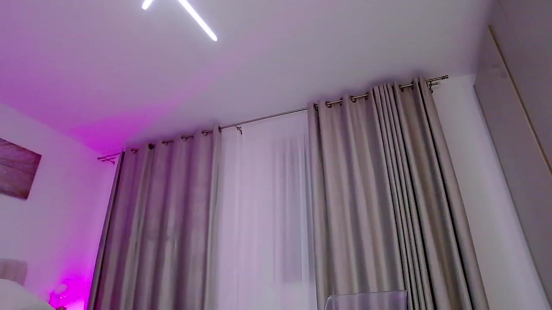 Gallery image thumbnail from DaisyD1_'s myfreecams stream on, 10/25/2023, 03:44 image 9 of 20