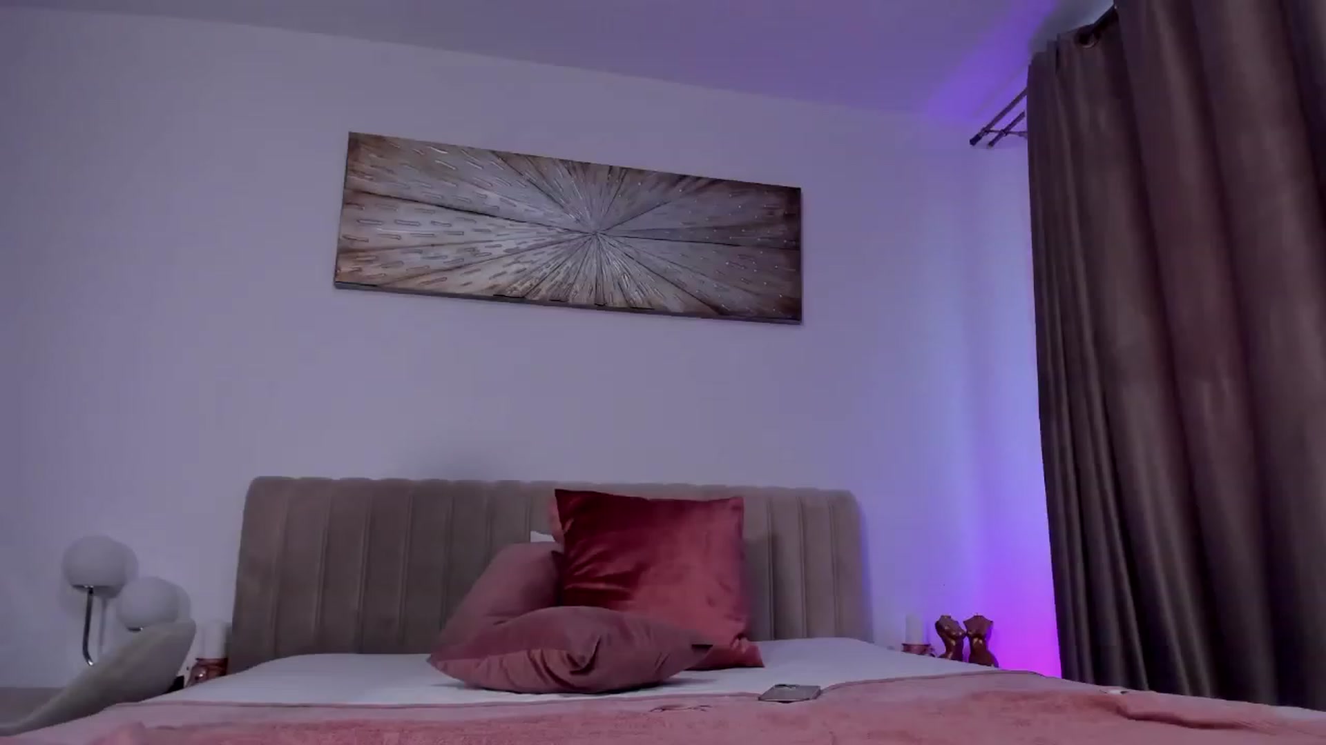 Gallery image thumbnail from DaisyD1_'s myfreecams stream on, 02/10/2024, 07:06 image 2 of 20