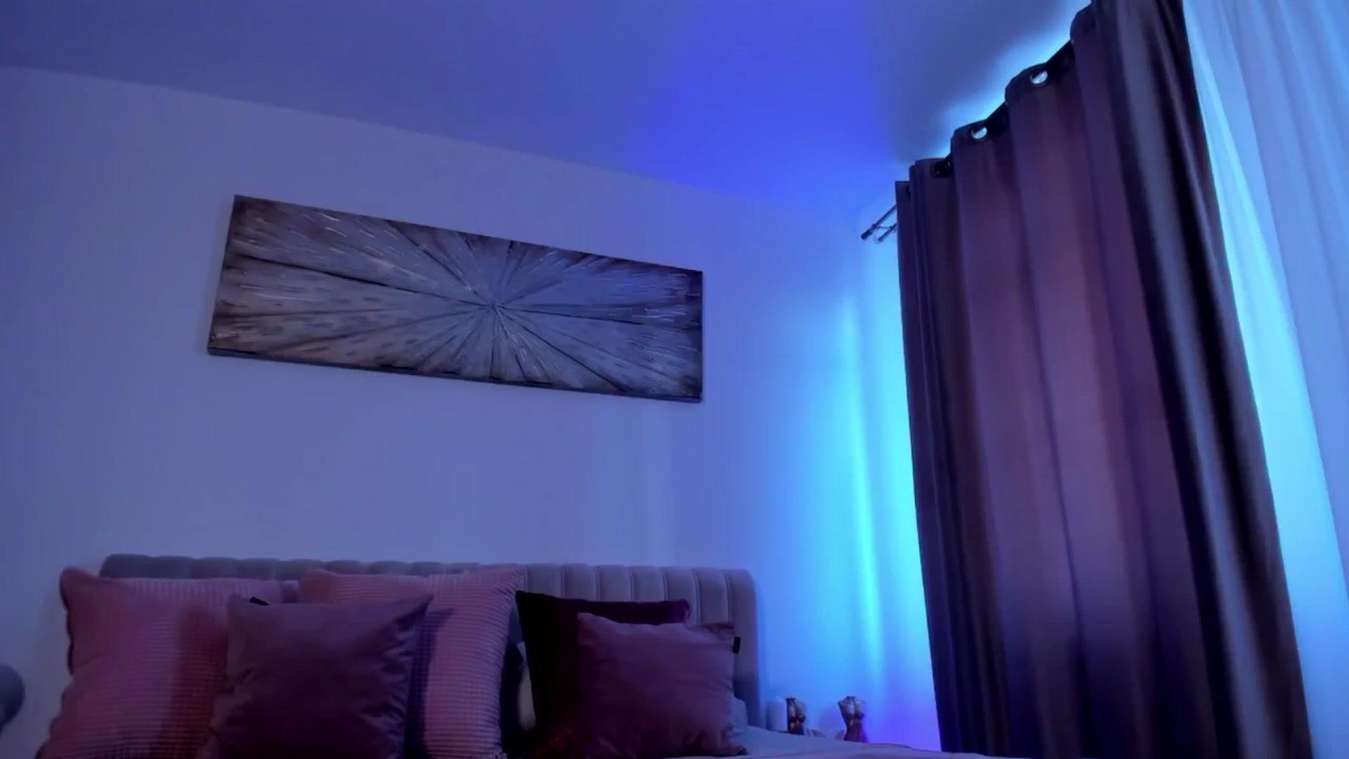 Gallery image thumbnail from DaisyD1_'s myfreecams stream on, 05/16/2024, 04:10 image 17 of 20