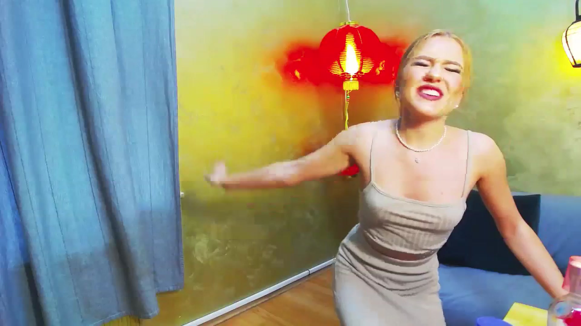 Gallery image thumbnail from DaisyRose_'s myfreecams stream on, 08/30/2023, 14:12 image 12 of 20