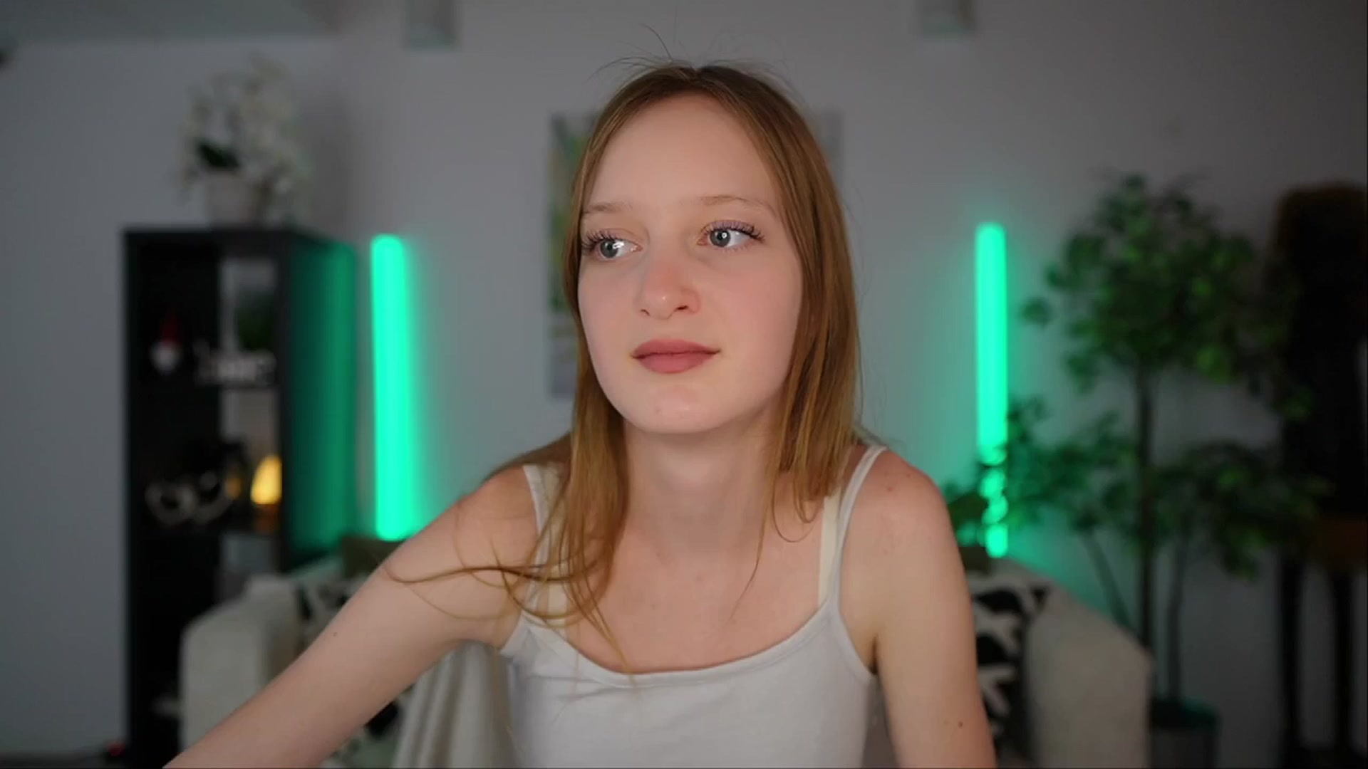 Gallery image thumbnail from Daisy_Dash's myfreecams stream on, 12/27/2024, 10:38 image 5 of 20
