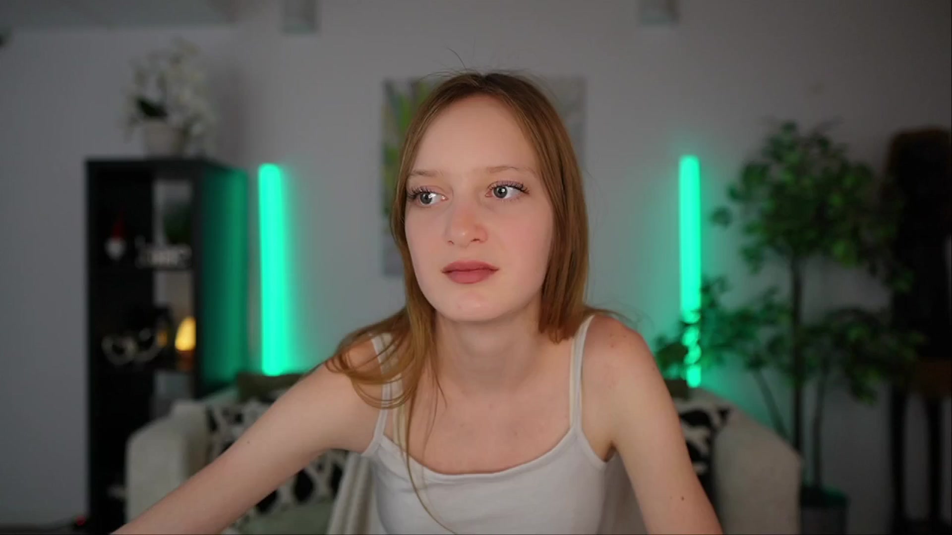 Gallery image thumbnail from Daisy_Dash's myfreecams stream on, 12/27/2024, 10:38 image 18 of 20