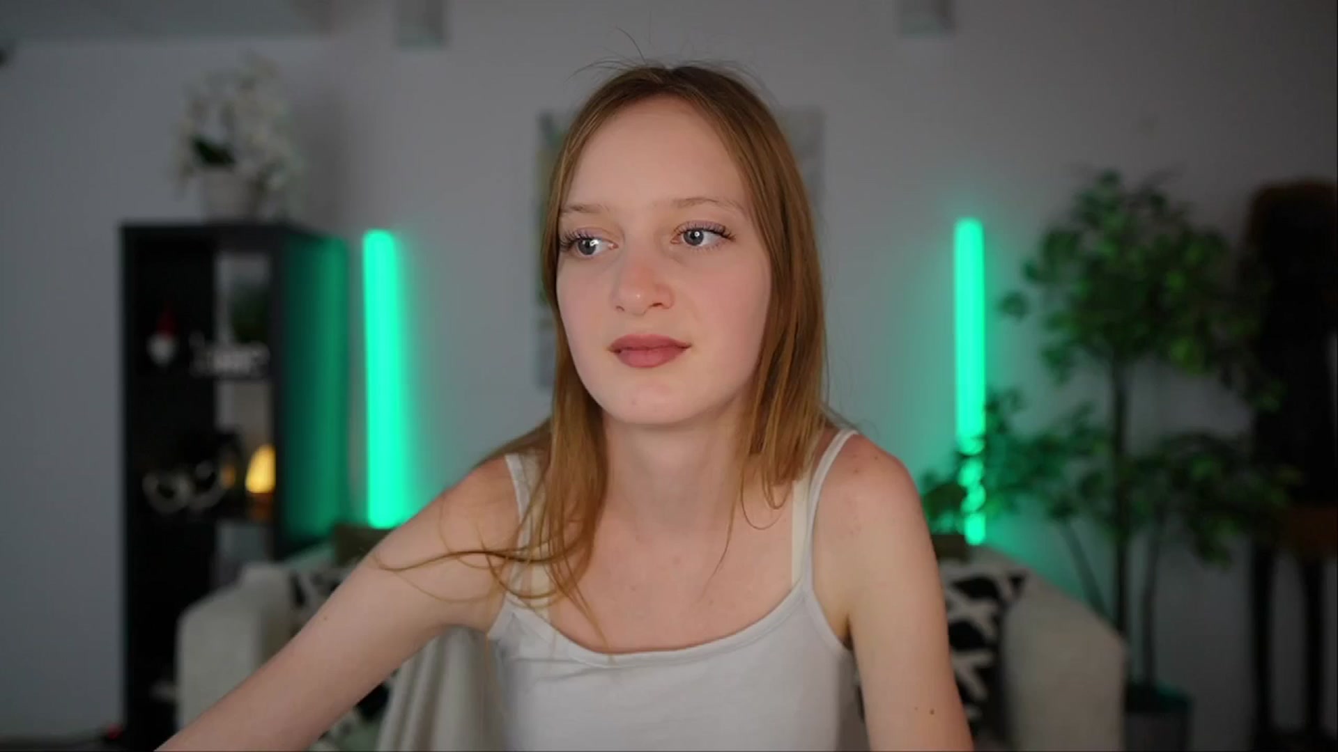 Gallery image thumbnail from Daisy_Dash's myfreecams stream on, 12/27/2024, 10:38 image 6 of 20