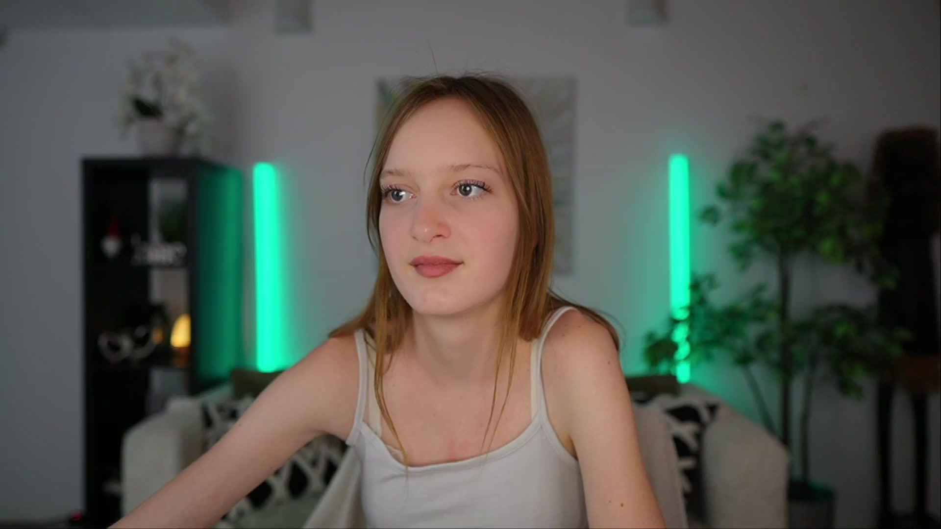 Gallery image thumbnail from Daisy_Dash's myfreecams stream on, 12/27/2024, 11:54 image 17 of 20