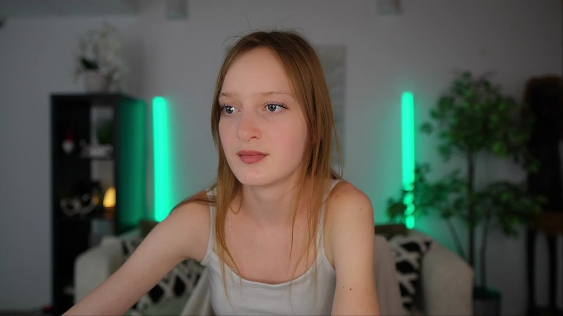 Gallery image thumbnail from Daisy_Dash's myfreecams stream on, 12/27/2024, 11:54 image 12 of 20