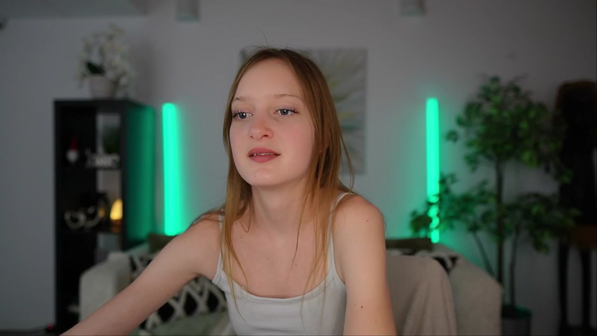 Gallery image thumbnail from Daisy_Dash's myfreecams stream on, 12/27/2024, 11:54 image 15 of 20