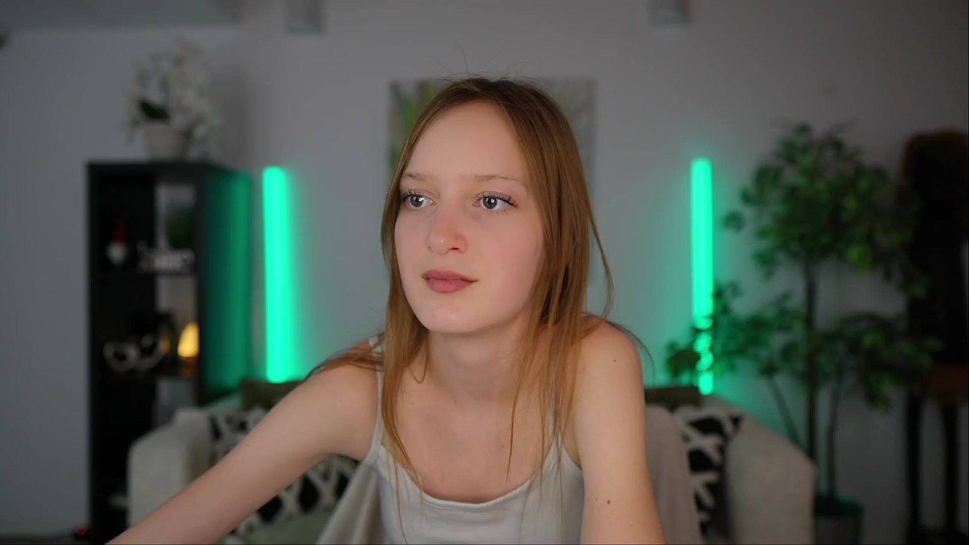 Gallery image thumbnail from Daisy_Dash's myfreecams stream on, 12/27/2024, 11:54 image 13 of 20