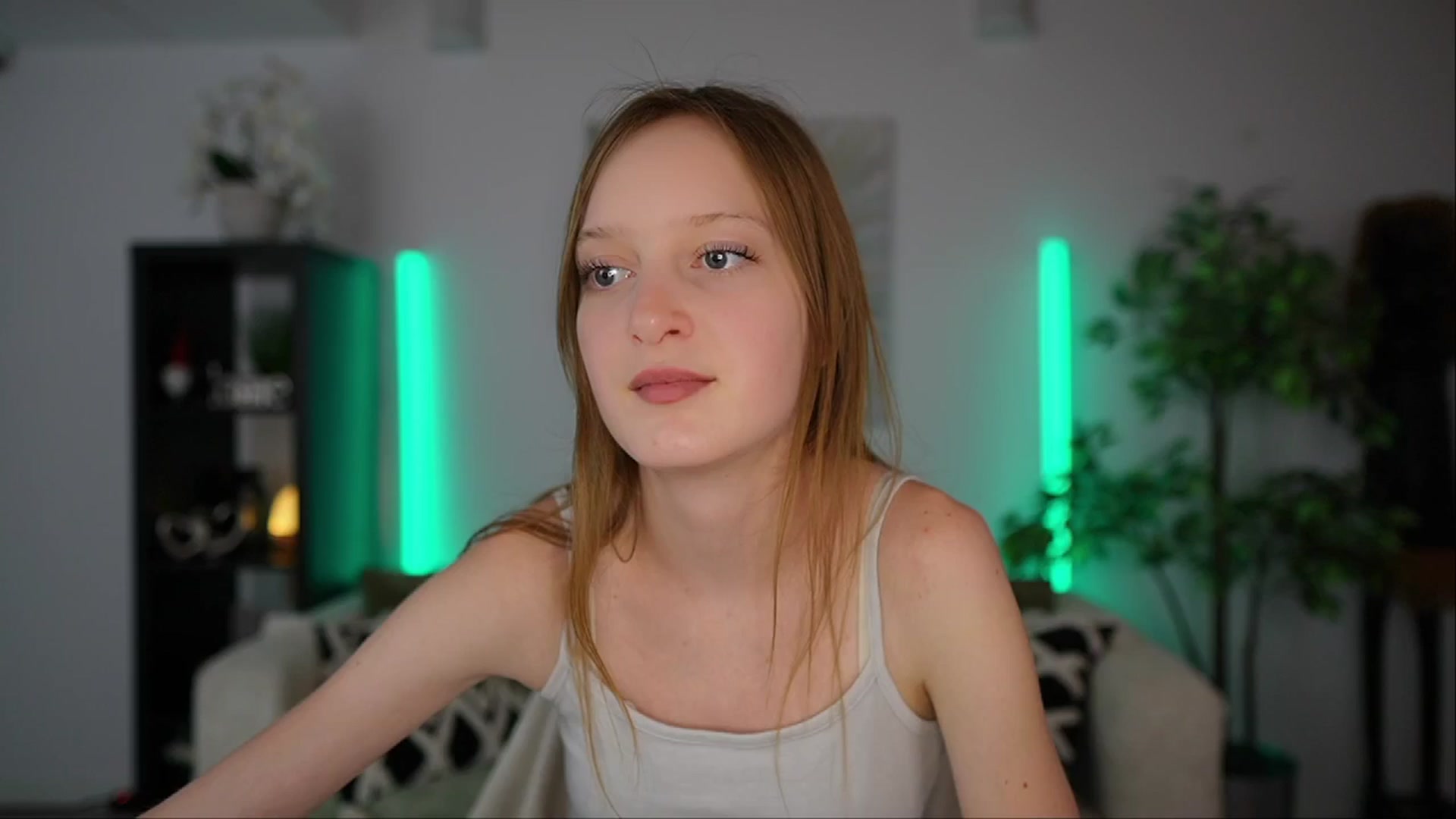 Gallery image thumbnail from Daisy_Dash's myfreecams stream on, 12/27/2024, 11:54 image 9 of 20