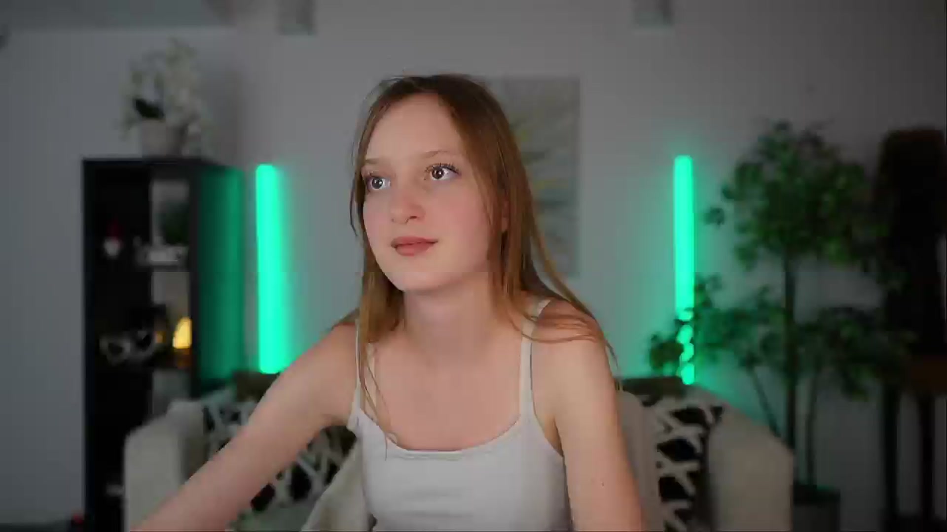 Gallery image thumbnail from Daisy_Dash's myfreecams stream on, 12/27/2024, 13:52 image 17 of 20