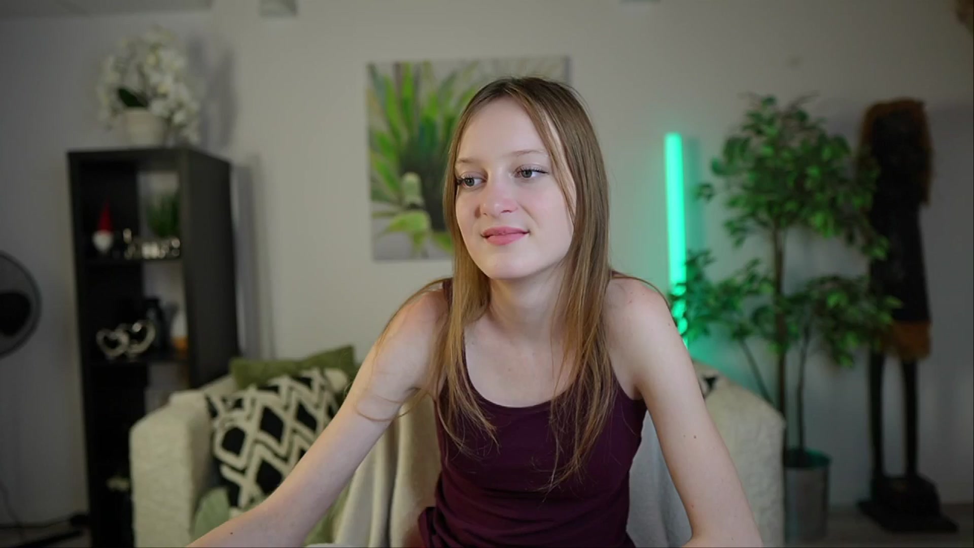 Gallery image thumbnail from Daisy_Dash's myfreecams stream on, 12/28/2024, 10:22 image 13 of 20