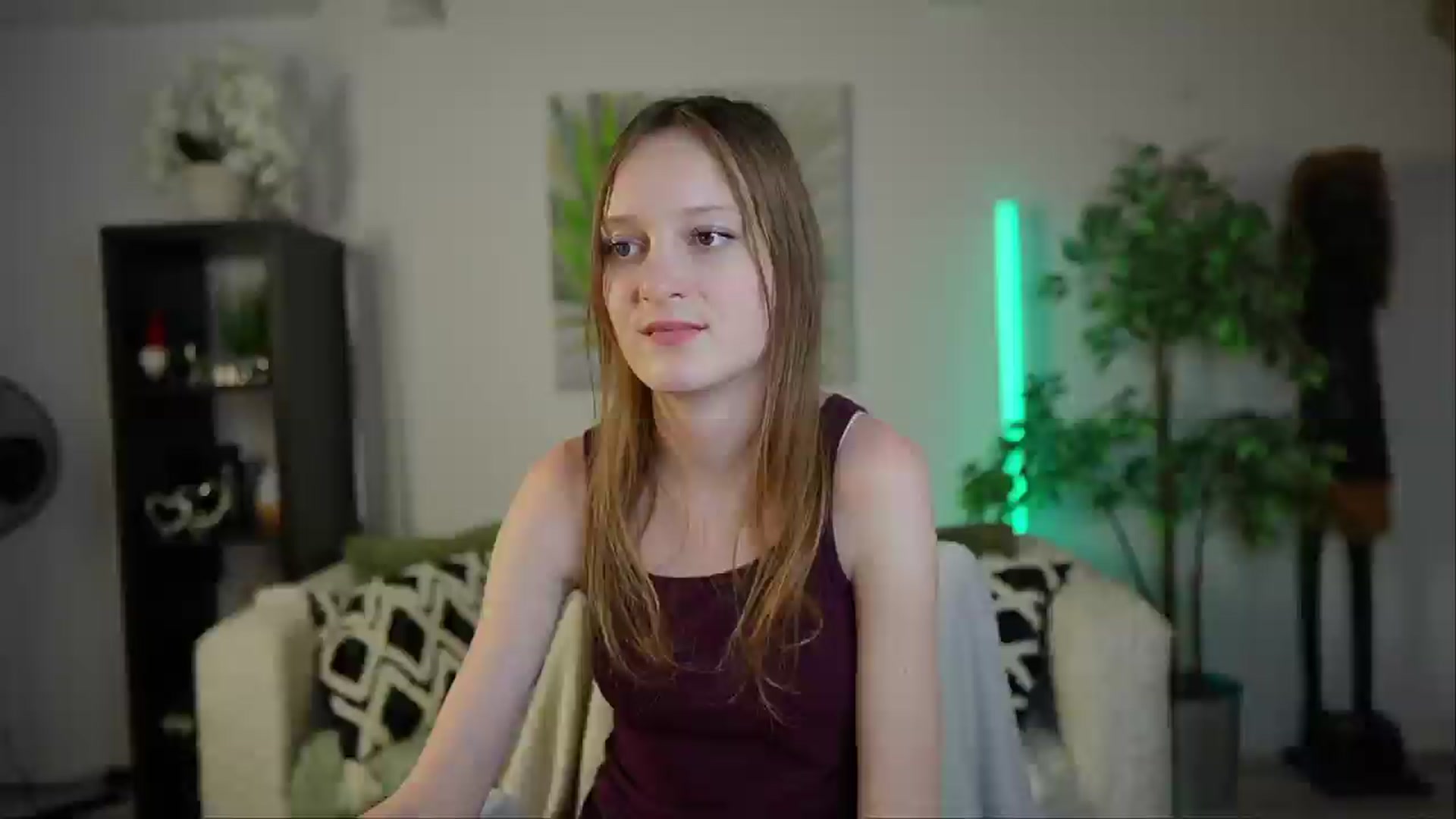 Gallery image thumbnail from Daisy_Dash's myfreecams stream on, 12/28/2024, 12:51 image 13 of 20