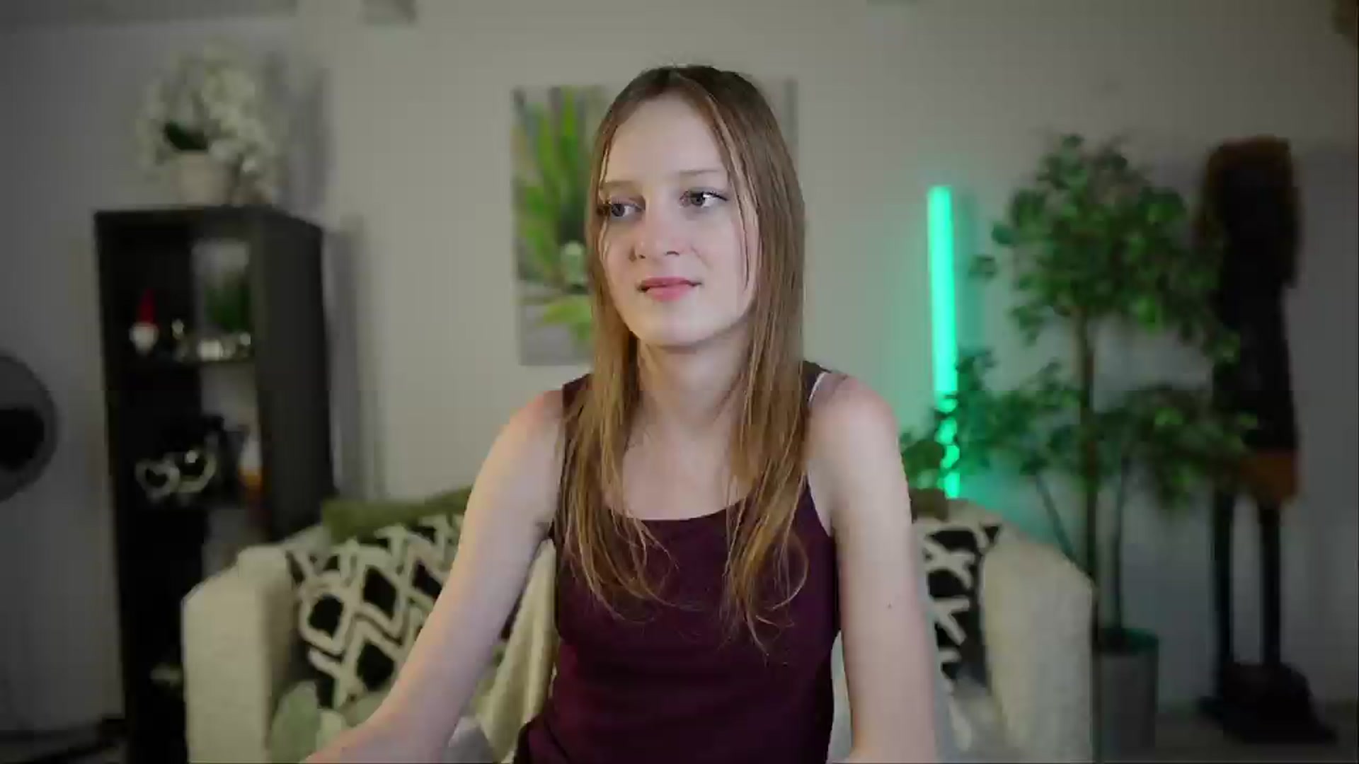 Gallery image thumbnail from Daisy_Dash's myfreecams stream on, 12/28/2024, 12:51 image 7 of 20