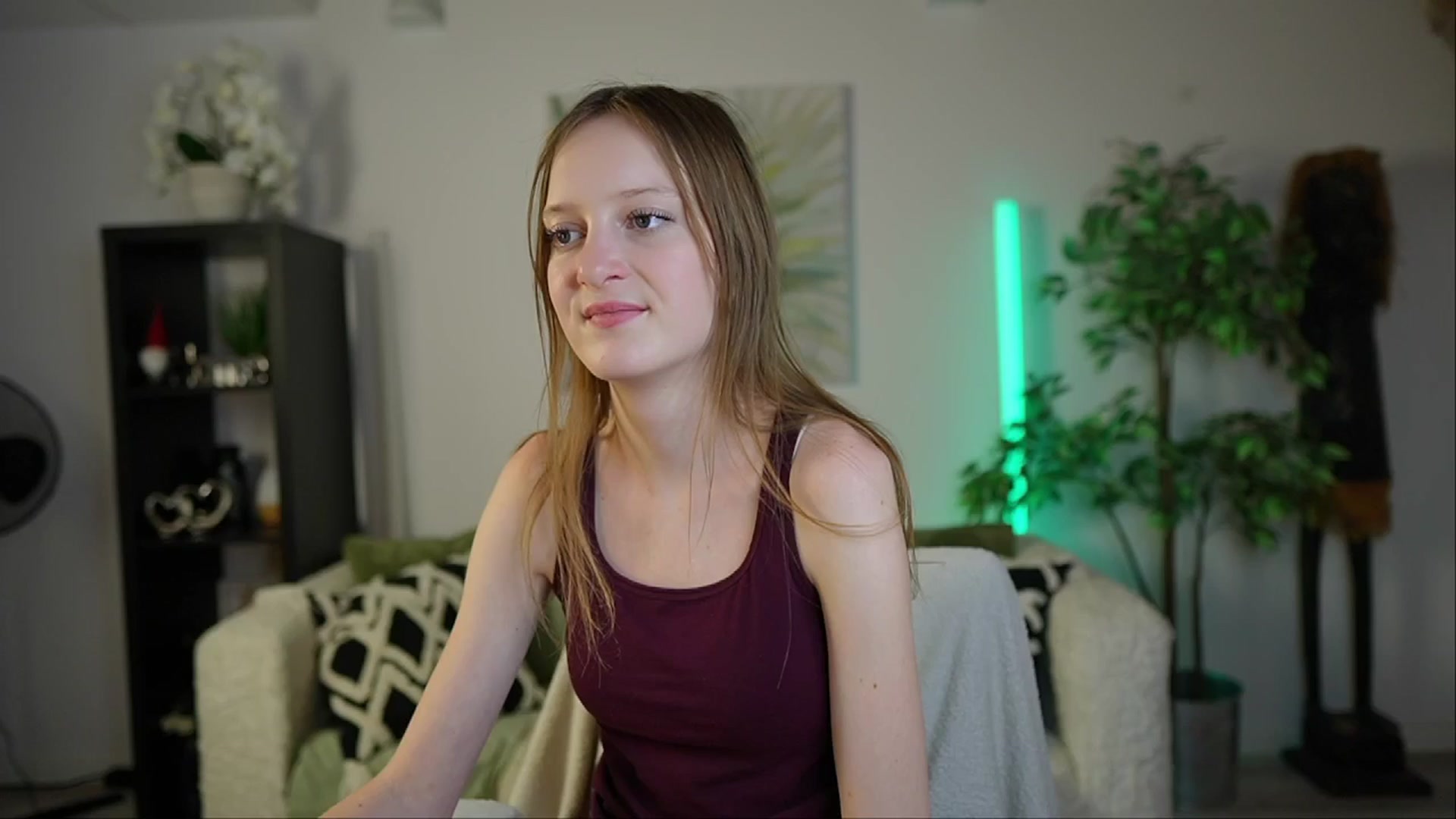 Gallery image thumbnail from Daisy_Dash's myfreecams stream on, 12/28/2024, 13:45 image 6 of 20