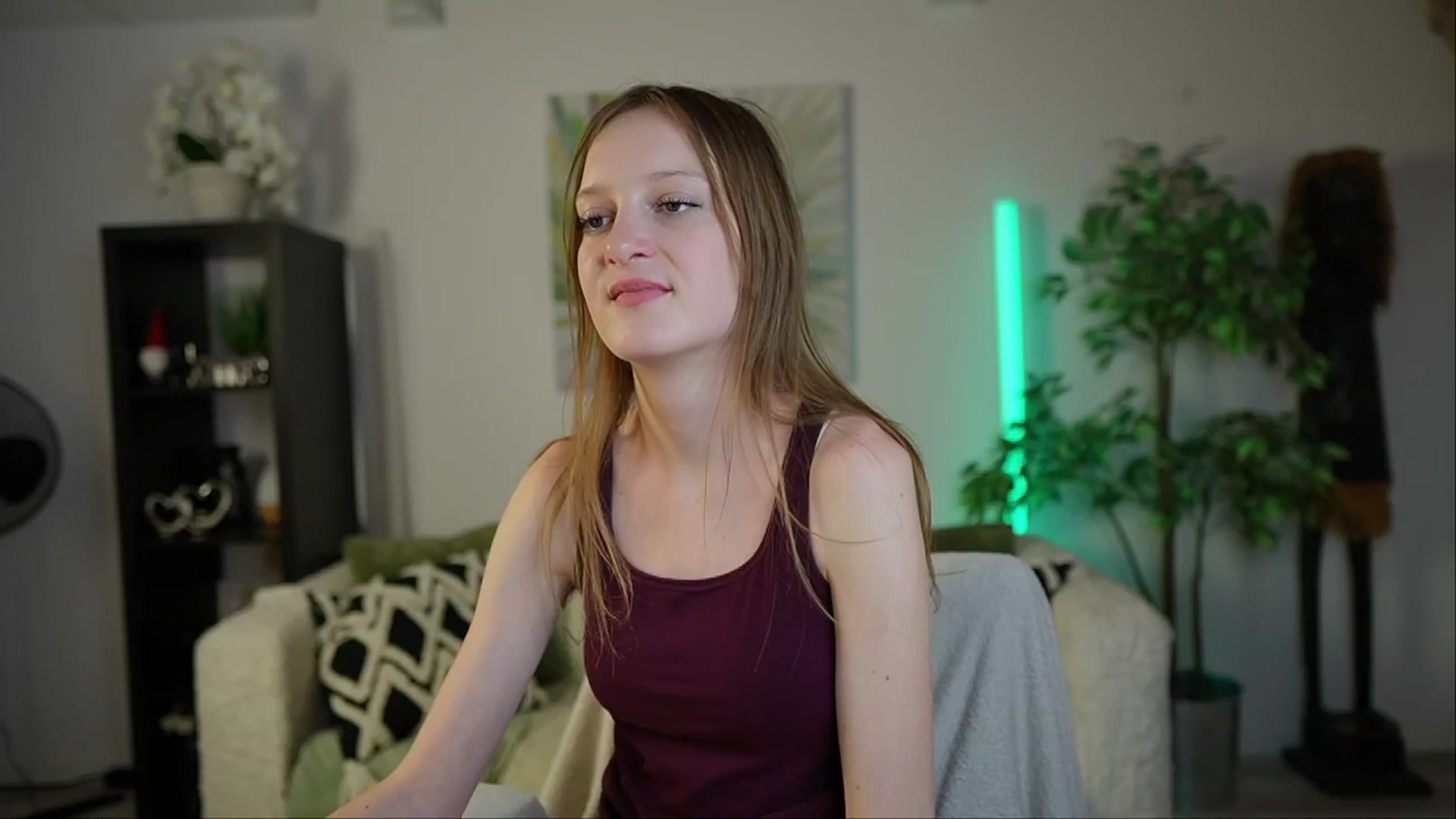 Gallery image thumbnail from Daisy_Dash's myfreecams stream on, 12/28/2024, 13:45 image 14 of 20