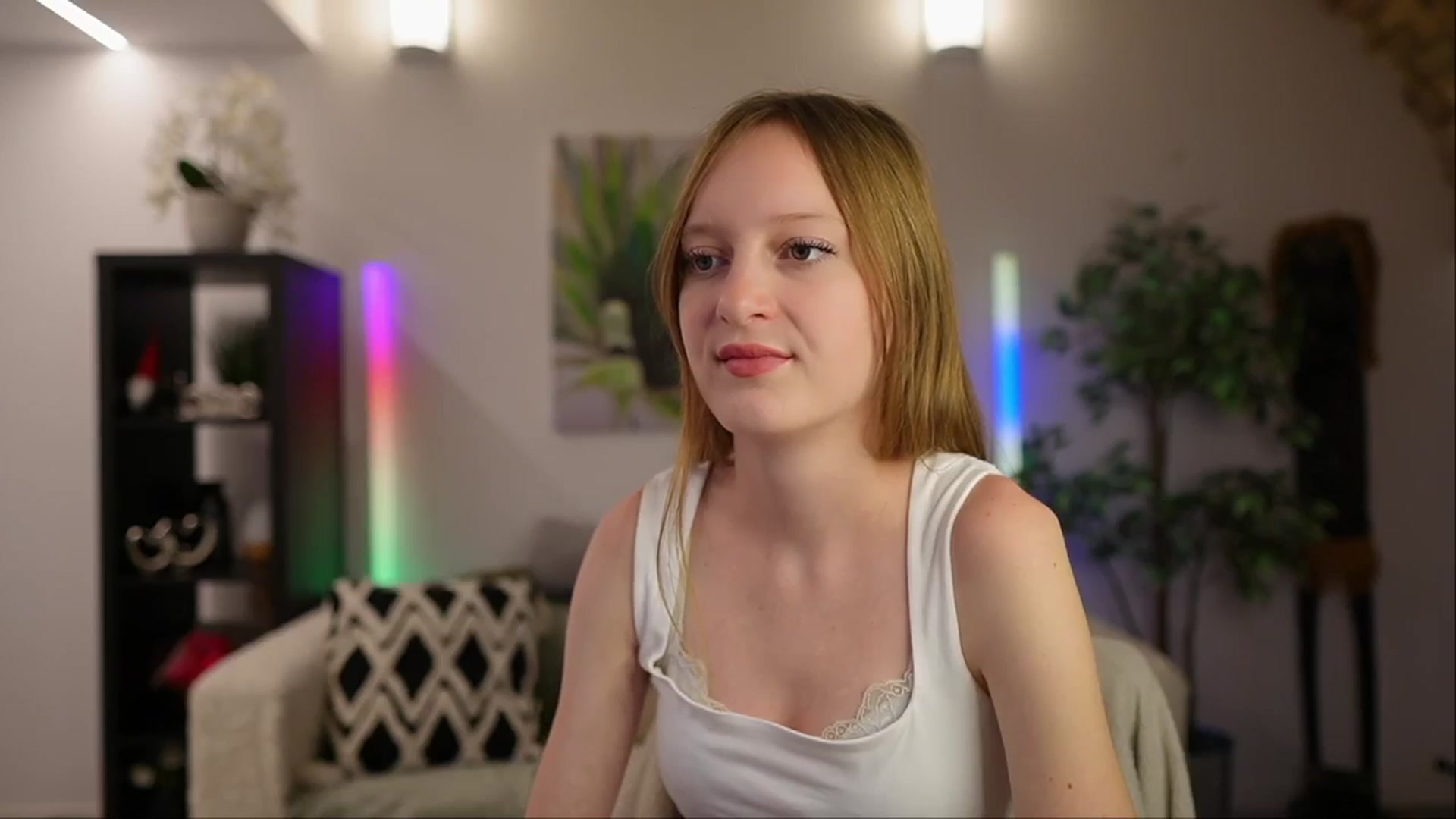 Gallery image thumbnail from Daisy_Dash's myfreecams stream on, 01/05/2025, 10:06 image 9 of 20