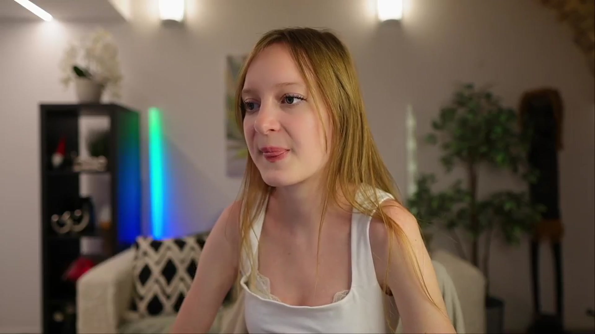 Gallery image thumbnail from Daisy_Dash's myfreecams stream on, 01/05/2025, 10:46 image 14 of 20