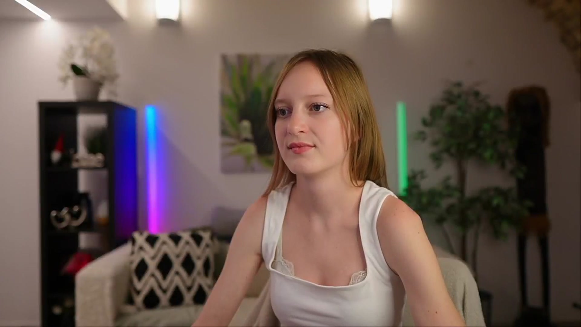 Gallery image thumbnail from Daisy_Dash's myfreecams stream on, 01/05/2025, 12:47 image 13 of 20