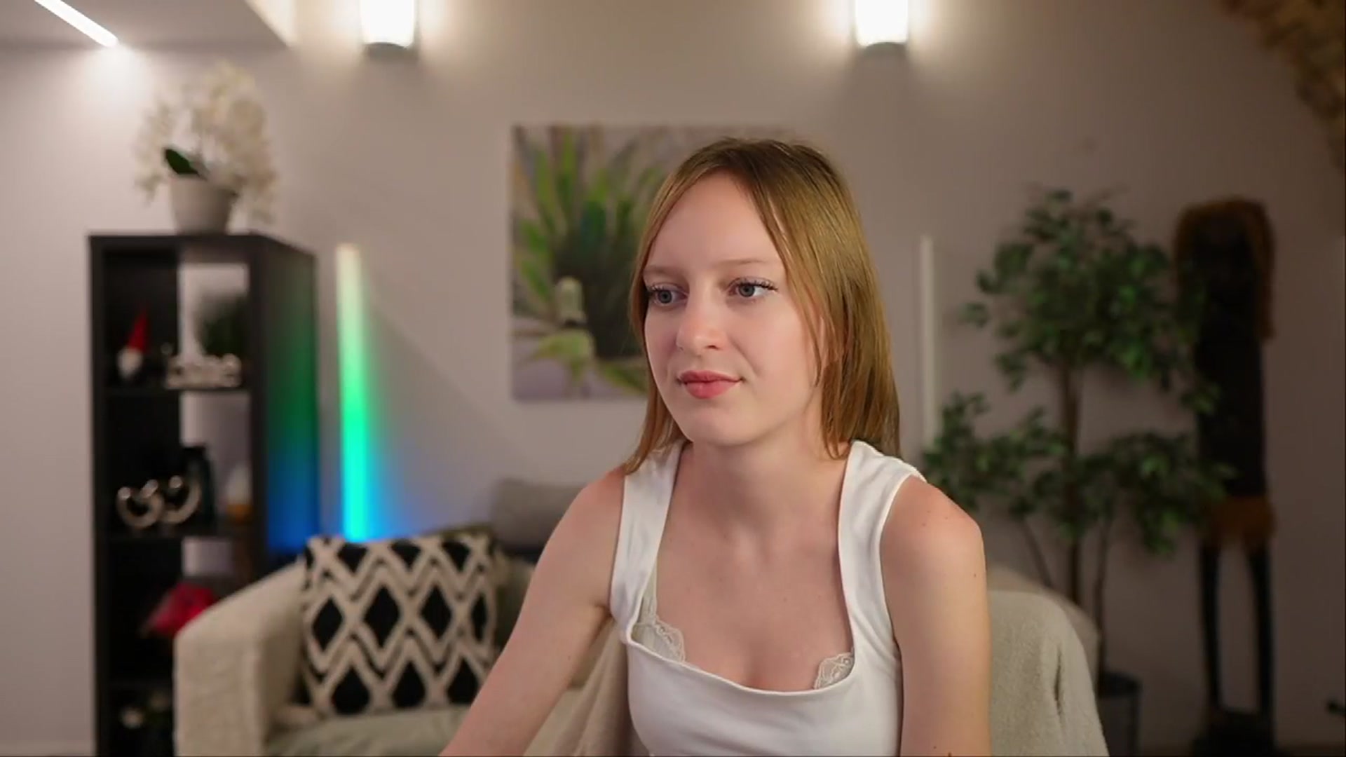 Gallery image thumbnail from Daisy_Dash's myfreecams stream on, 01/05/2025, 12:47 image 12 of 20