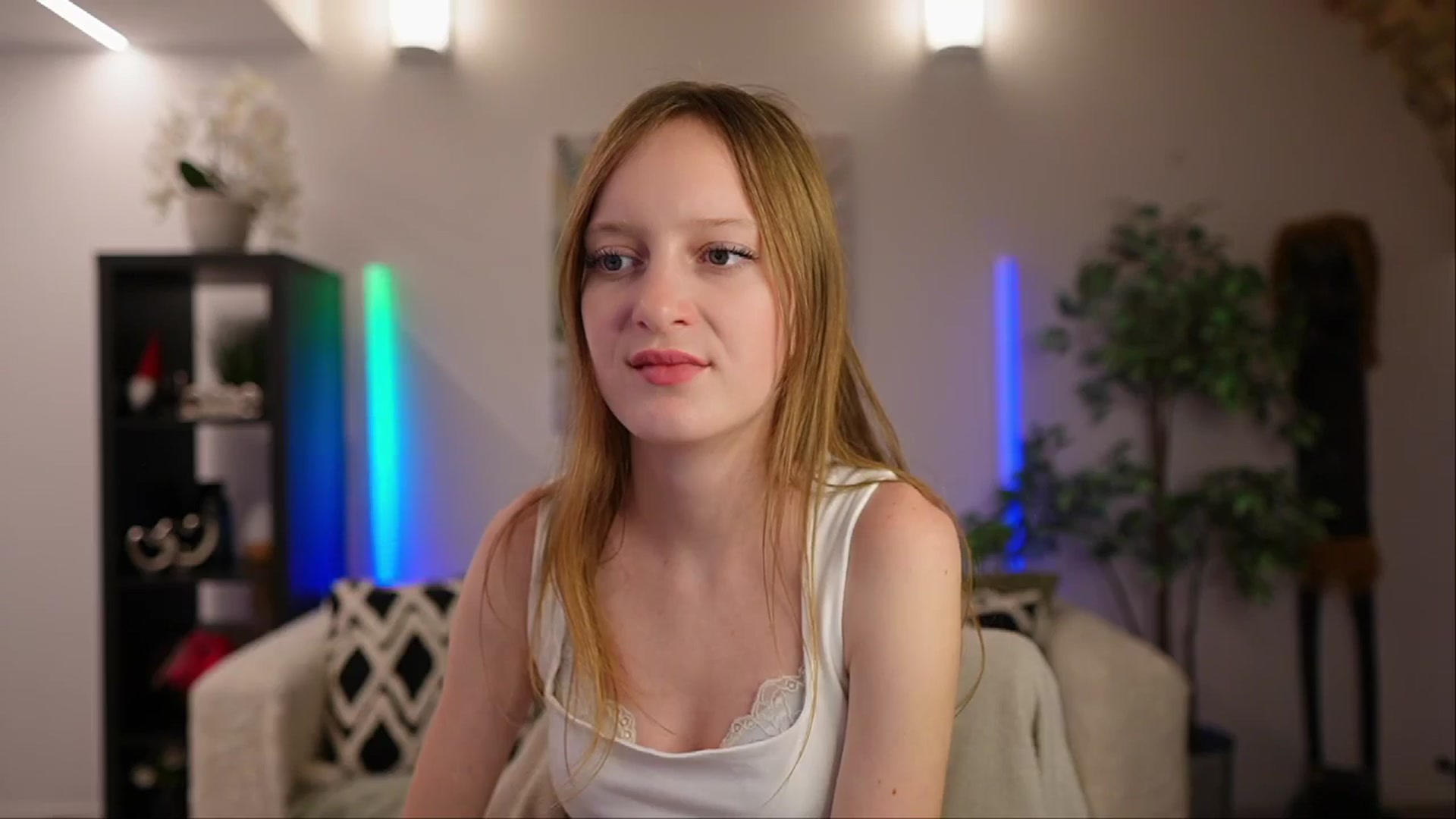 Gallery image thumbnail from Daisy_Dash's myfreecams stream on, 01/05/2025, 14:03 image 16 of 20