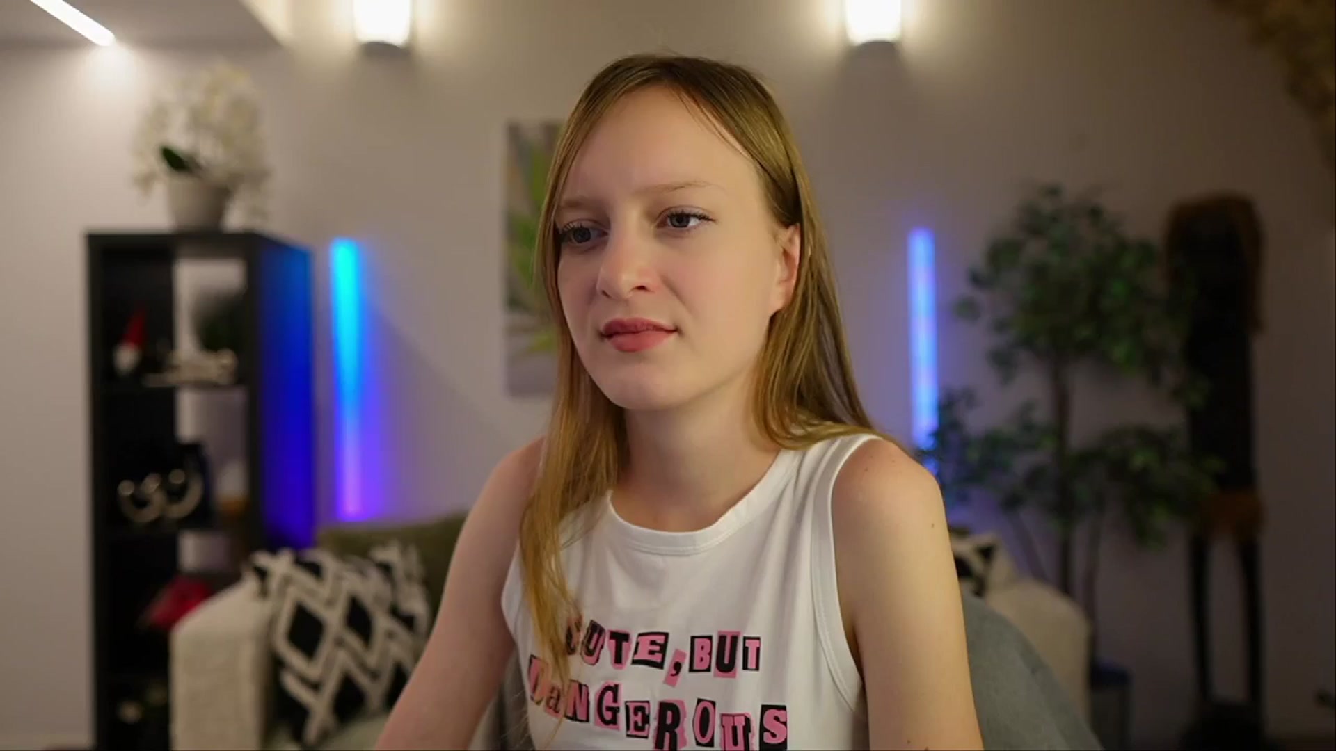 Gallery image thumbnail from Daisy_Dash's myfreecams stream on, 01/06/2025, 09:39 image 11 of 20