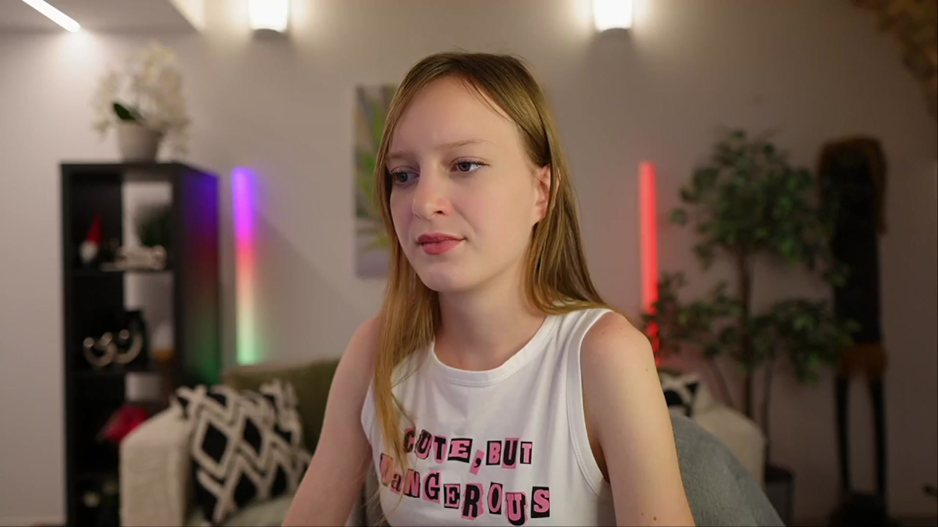 Gallery image thumbnail from Daisy_Dash's myfreecams stream on, 01/06/2025, 09:39 image 6 of 20