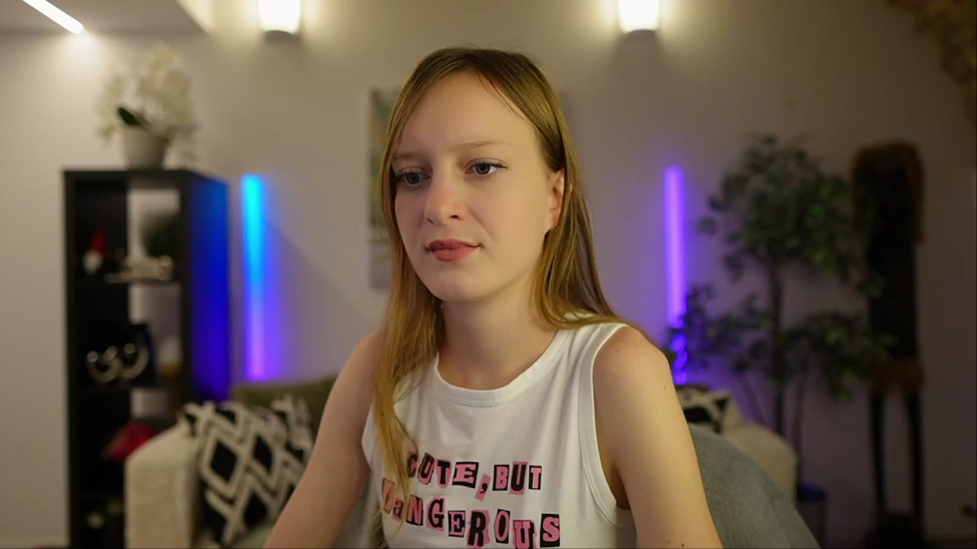 Gallery image thumbnail from Daisy_Dash's myfreecams stream on, 01/06/2025, 09:39 image 8 of 20
