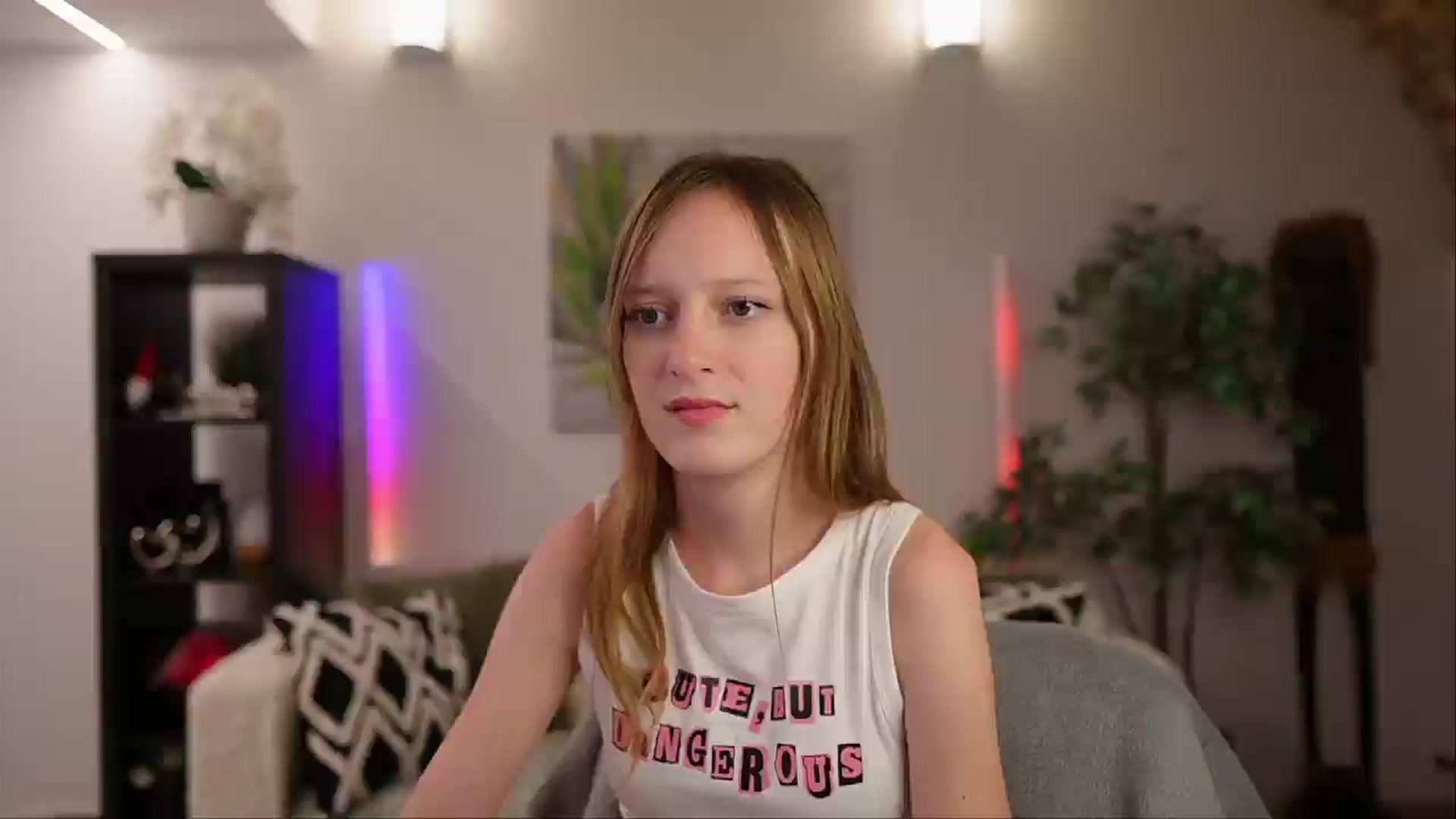 Gallery image thumbnail from Daisy_Dash's myfreecams stream on, 01/06/2025, 12:21 image 17 of 20