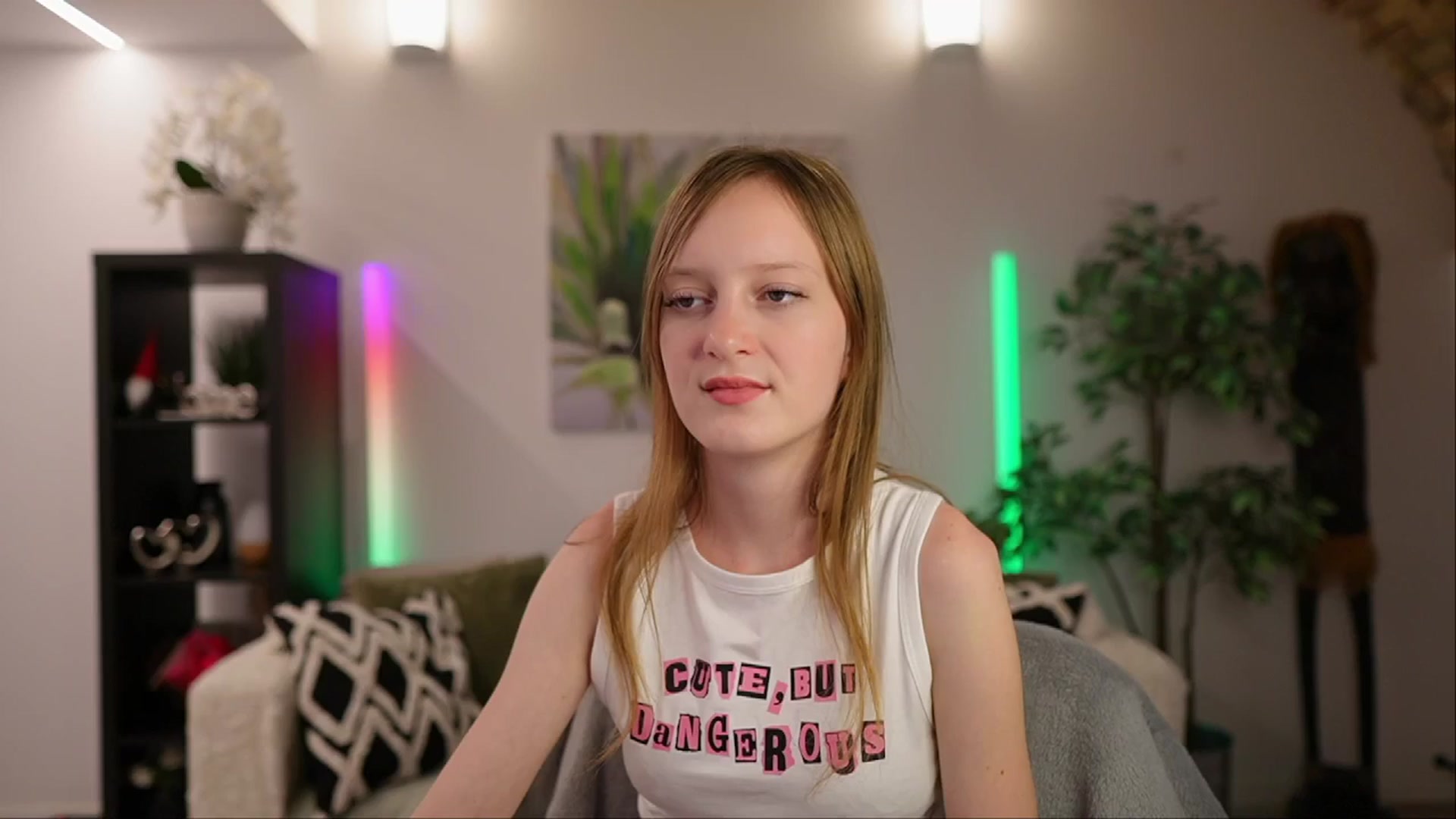 Gallery image thumbnail from Daisy_Dash's myfreecams stream on, 01/06/2025, 12:21 image 12 of 20