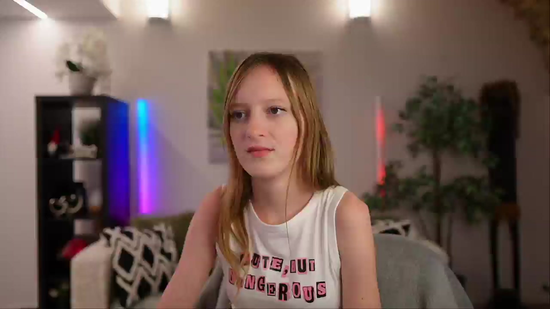 Gallery image thumbnail from Daisy_Dash's myfreecams stream on, 01/06/2025, 12:21 image 16 of 20