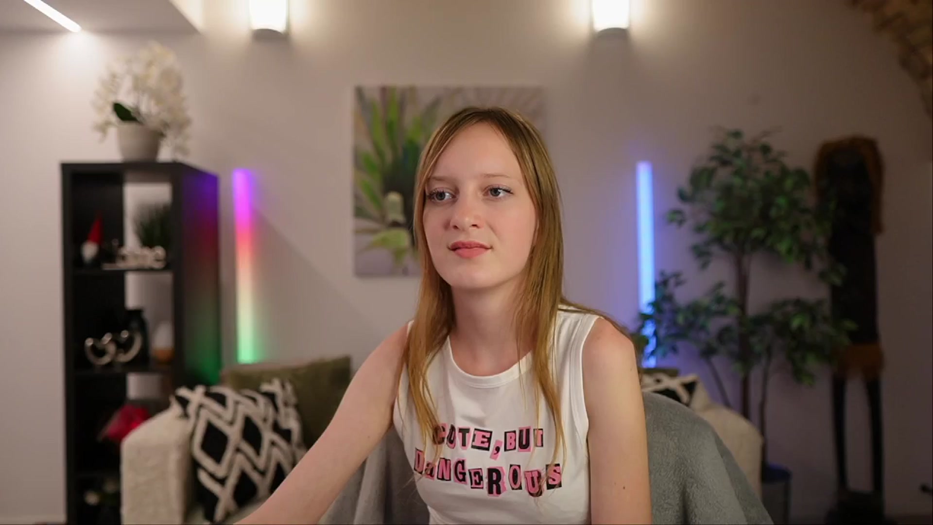 Gallery image thumbnail from Daisy_Dash's myfreecams stream on, 01/06/2025, 14:02 image 7 of 20