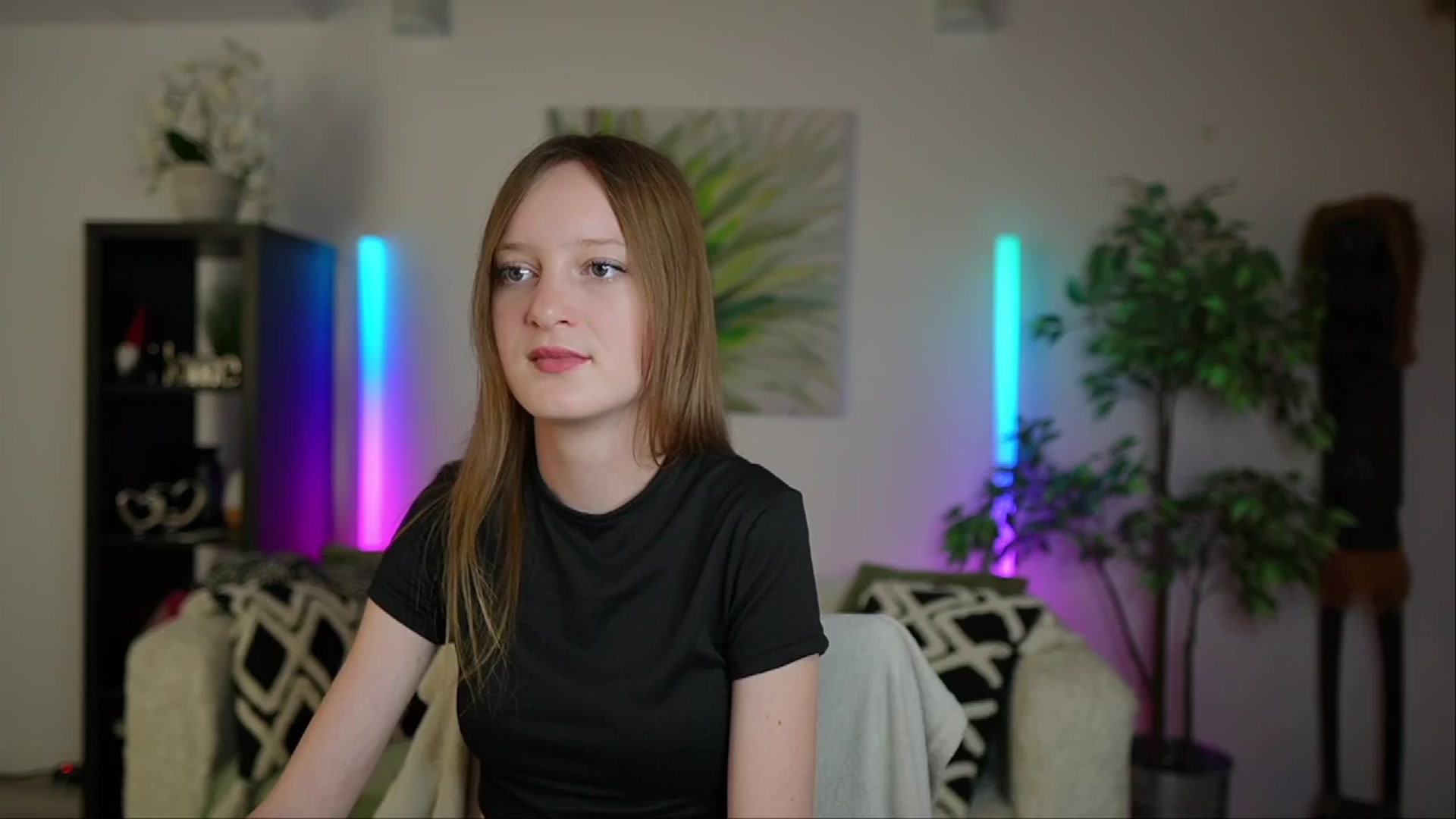 Gallery image thumbnail from Daisy_Dash's myfreecams stream on, 01/07/2025, 10:10 image 9 of 20