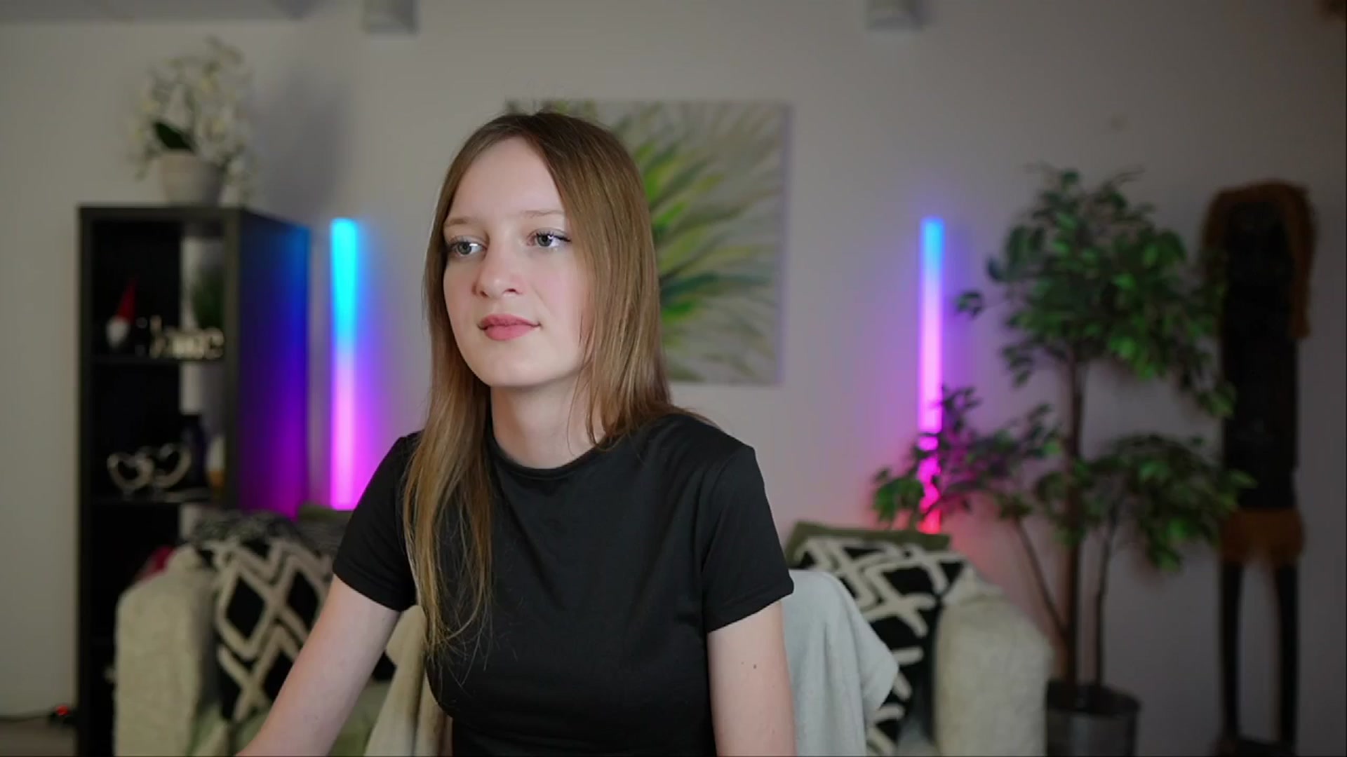 Gallery image thumbnail from Daisy_Dash's myfreecams stream on, 01/07/2025, 10:10 image 17 of 20