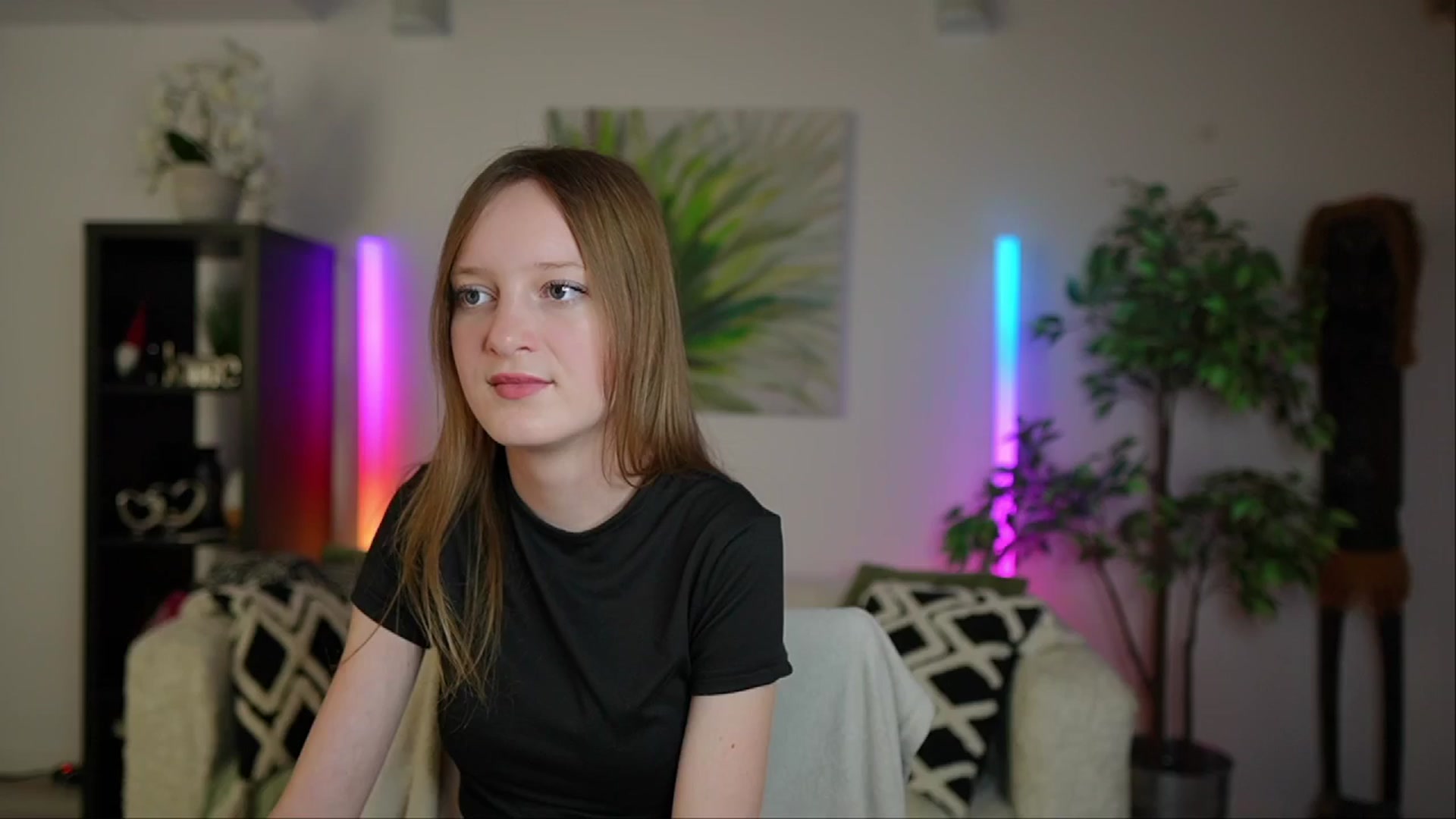 Gallery image thumbnail from Daisy_Dash's myfreecams stream on, 01/07/2025, 10:10 image 14 of 20