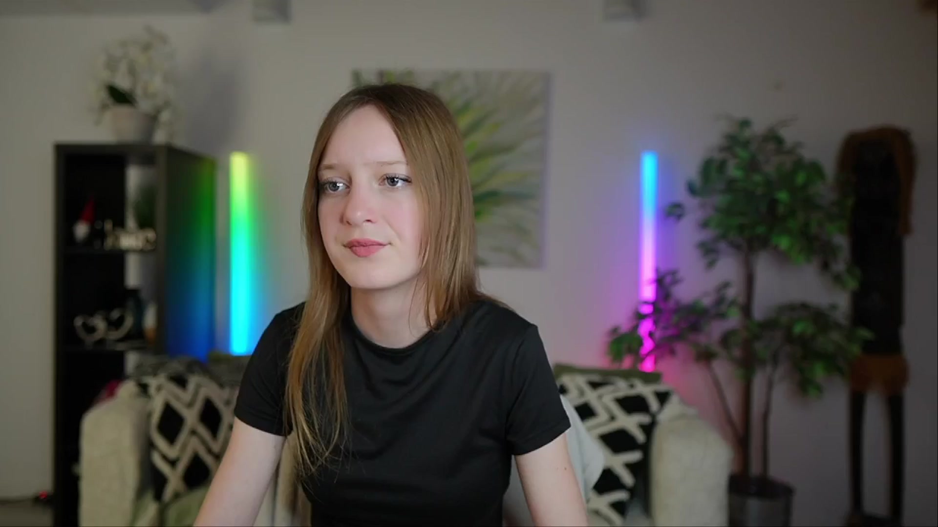 Gallery image thumbnail from Daisy_Dash's myfreecams stream on, 01/07/2025, 10:57 image 1 of 20