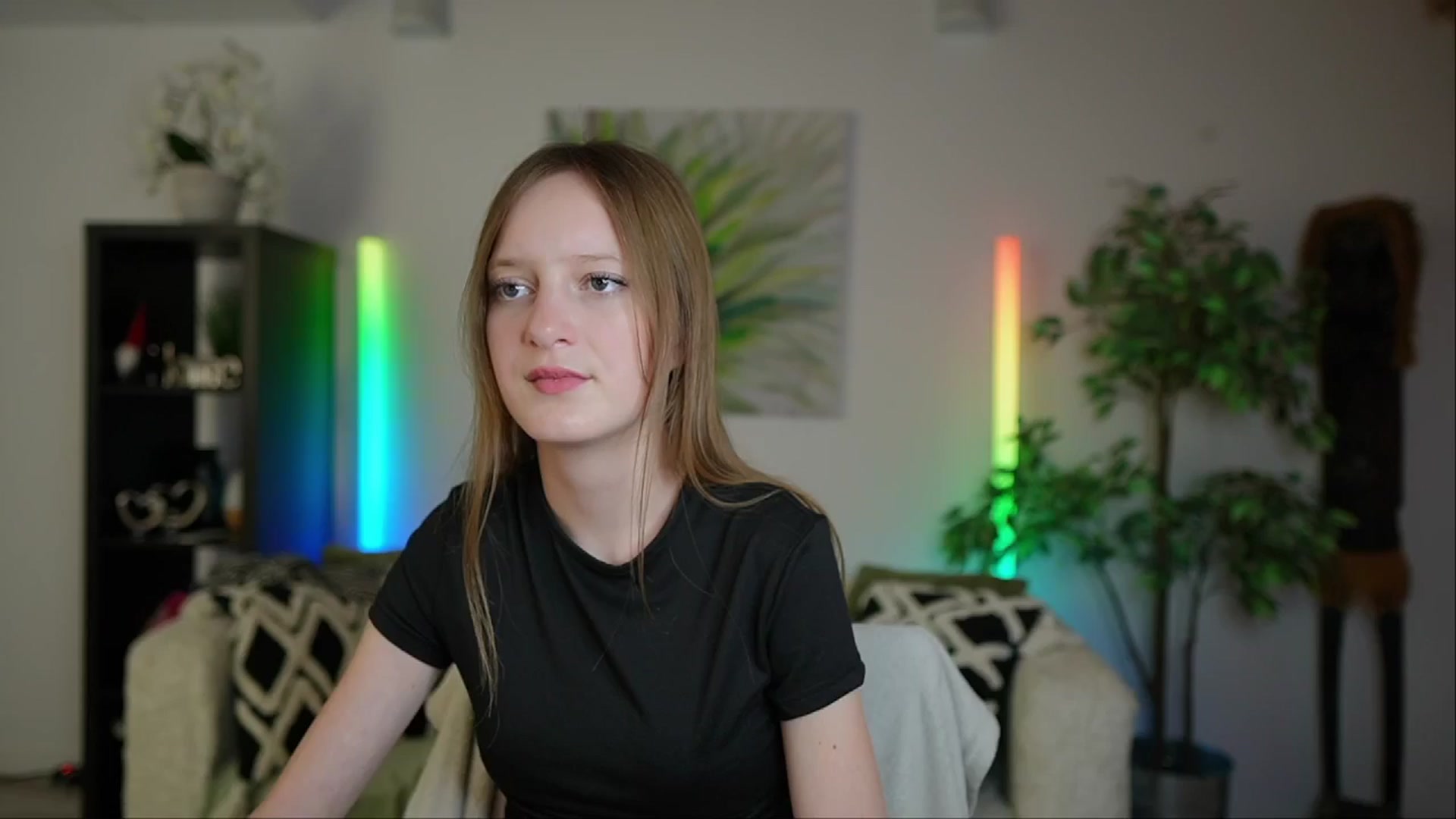 Gallery image thumbnail from Daisy_Dash's myfreecams stream on, 01/07/2025, 11:38 image 17 of 20
