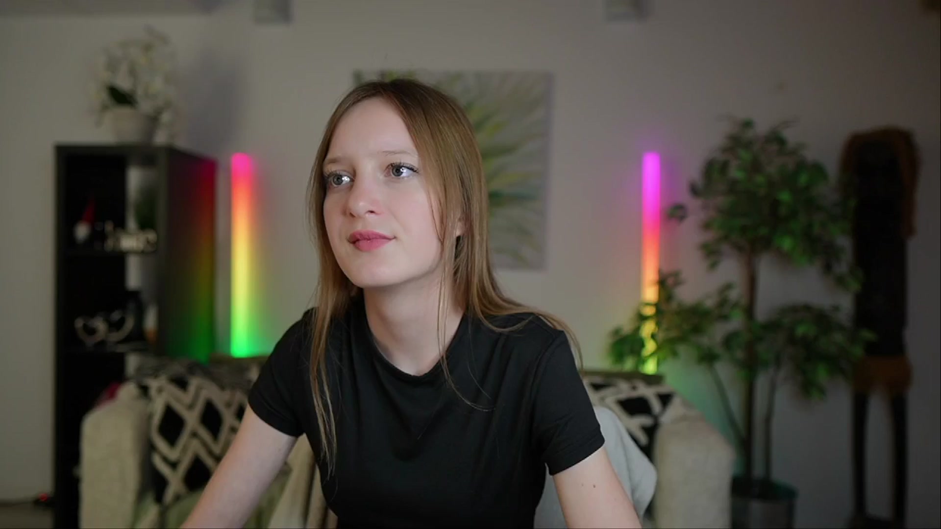 Gallery image thumbnail from Daisy_Dash's myfreecams stream on, 01/07/2025, 11:38 image 16 of 20