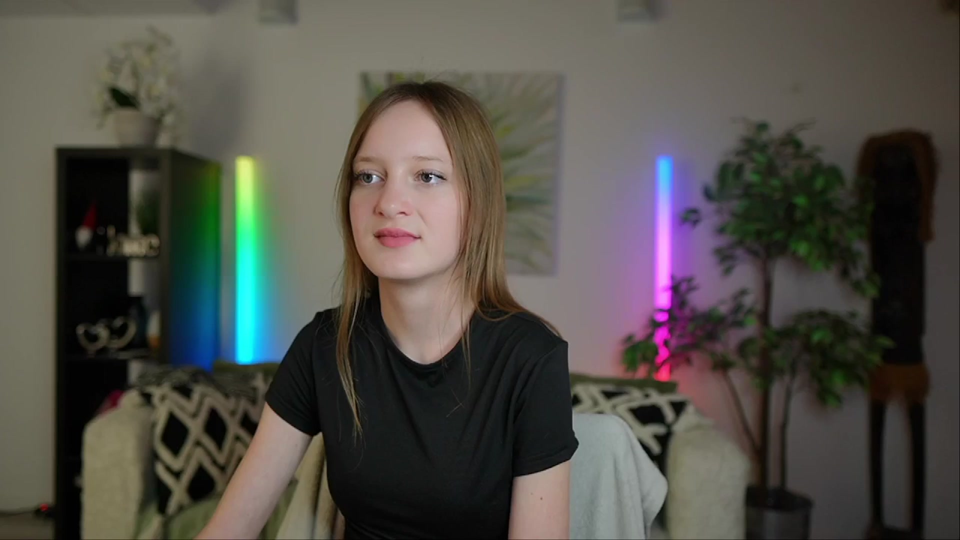Gallery image thumbnail from Daisy_Dash's myfreecams stream on, 01/07/2025, 11:38 image 2 of 20