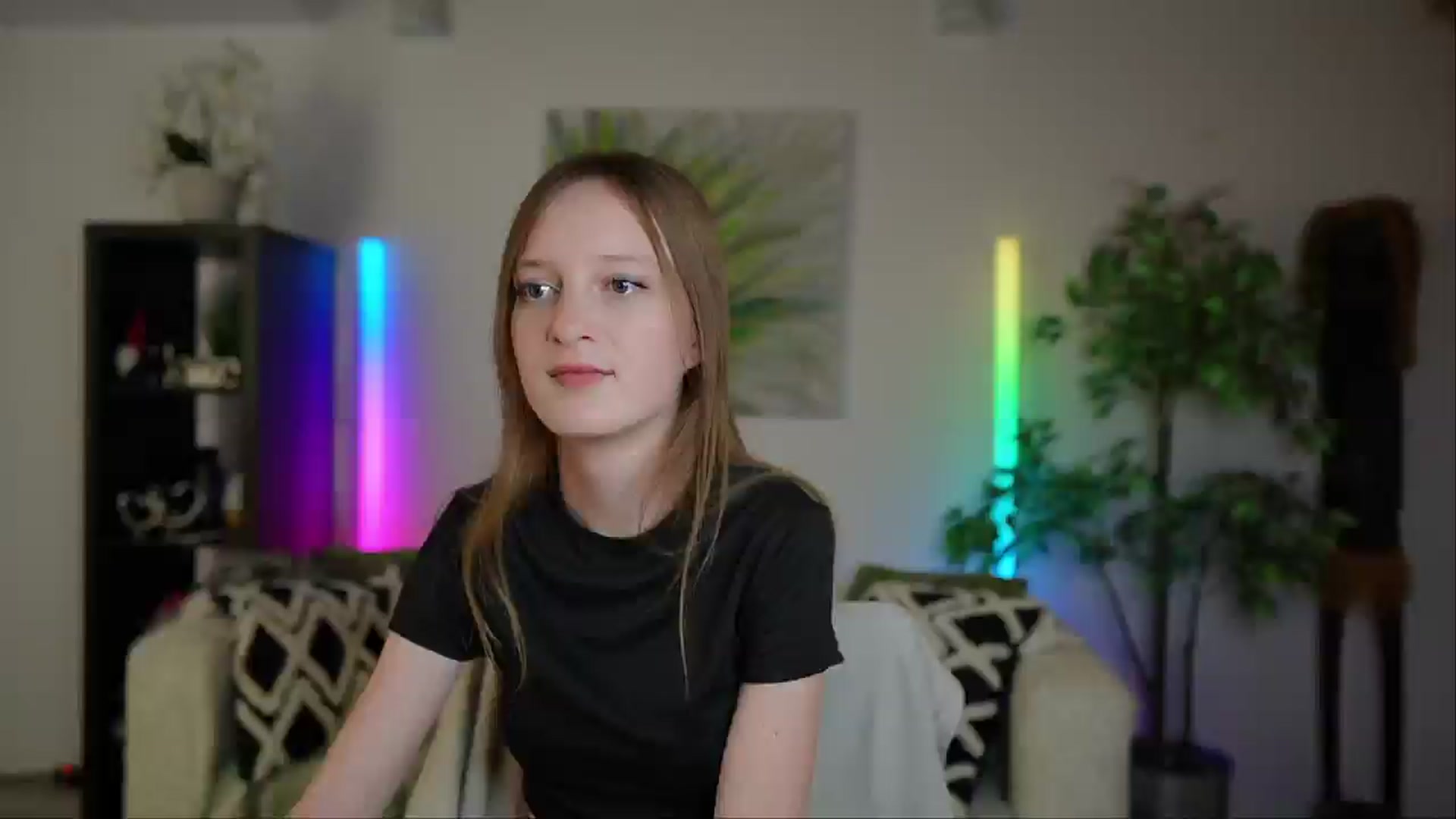 Gallery image thumbnail from Daisy_Dash's myfreecams stream on, 01/07/2025, 12:59 image 16 of 20