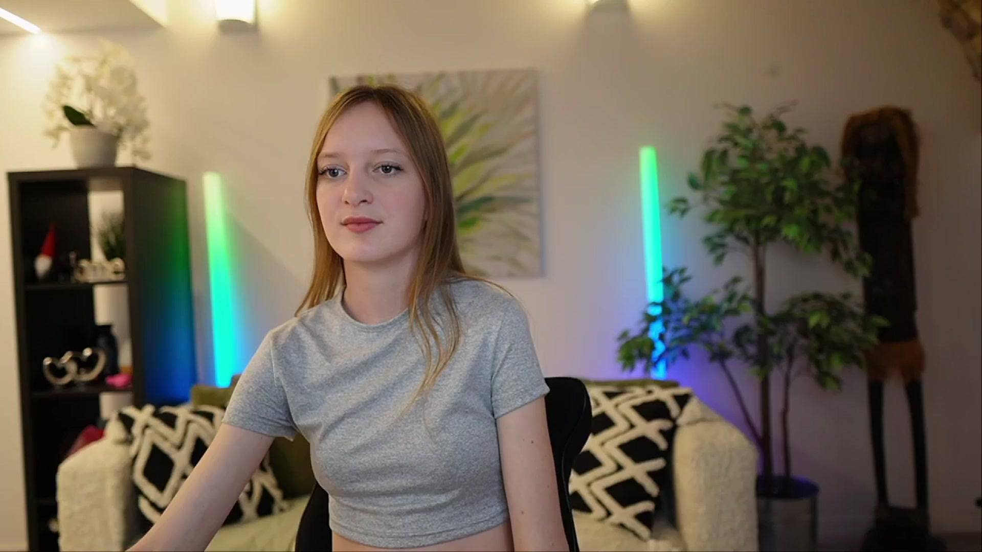 Gallery image thumbnail from Daisy_Dash's myfreecams stream on, 01/08/2025, 11:00 image 13 of 20