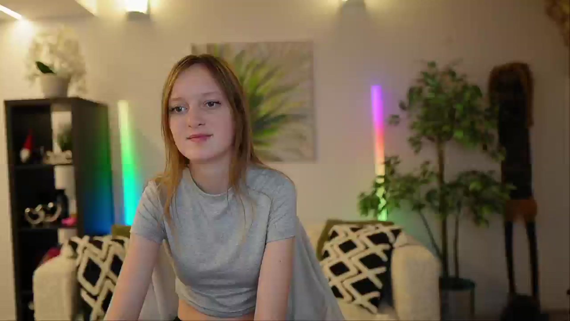 Gallery image thumbnail from Daisy_Dash's myfreecams stream on, 01/08/2025, 14:01 image 9 of 20