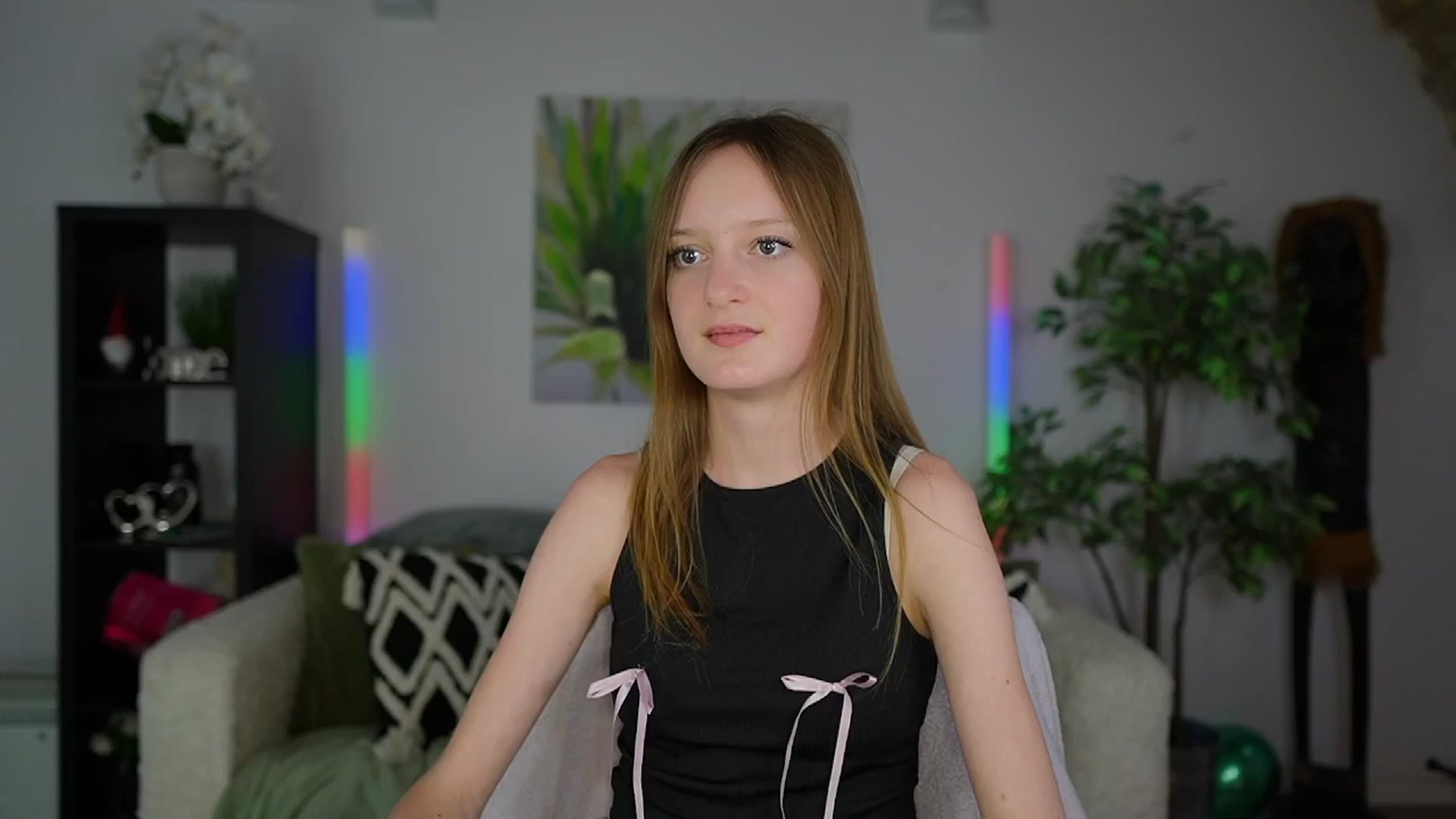 Gallery image thumbnail from Daisy_Dash's myfreecams stream on, 01/17/2025, 14:00 image 15 of 20