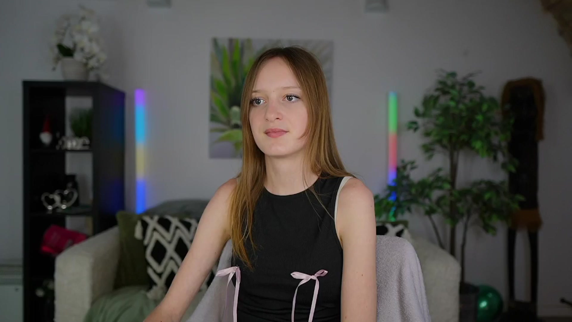 Gallery image thumbnail from Daisy_Dash's myfreecams stream on, 01/17/2025, 14:00 image 9 of 20