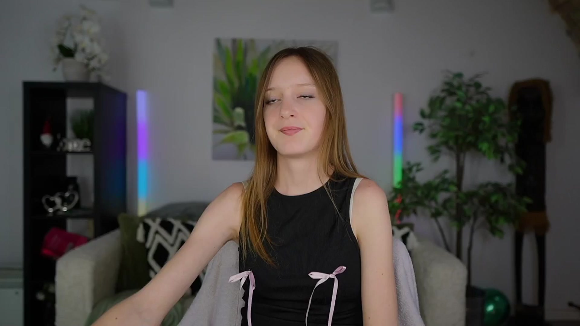 Gallery image thumbnail from Daisy_Dash's myfreecams stream on, 01/17/2025, 14:00 image 11 of 20