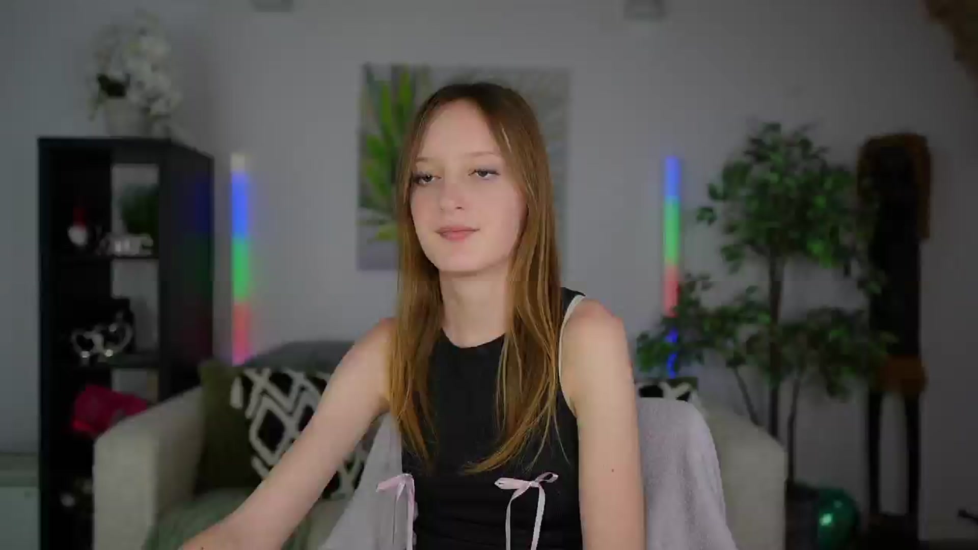 Gallery image thumbnail from Daisy_Dash's myfreecams stream on, 01/17/2025, 14:00 image 6 of 20