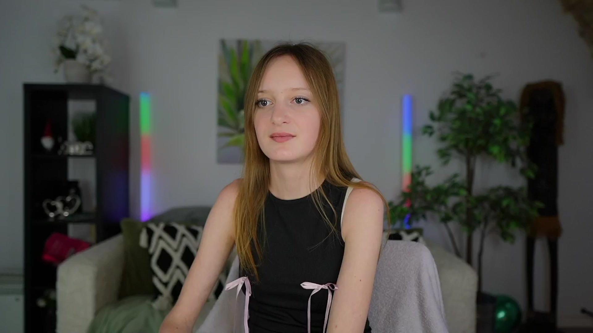 Gallery image thumbnail from Daisy_Dash's myfreecams stream on, 01/17/2025, 14:00 image 14 of 20