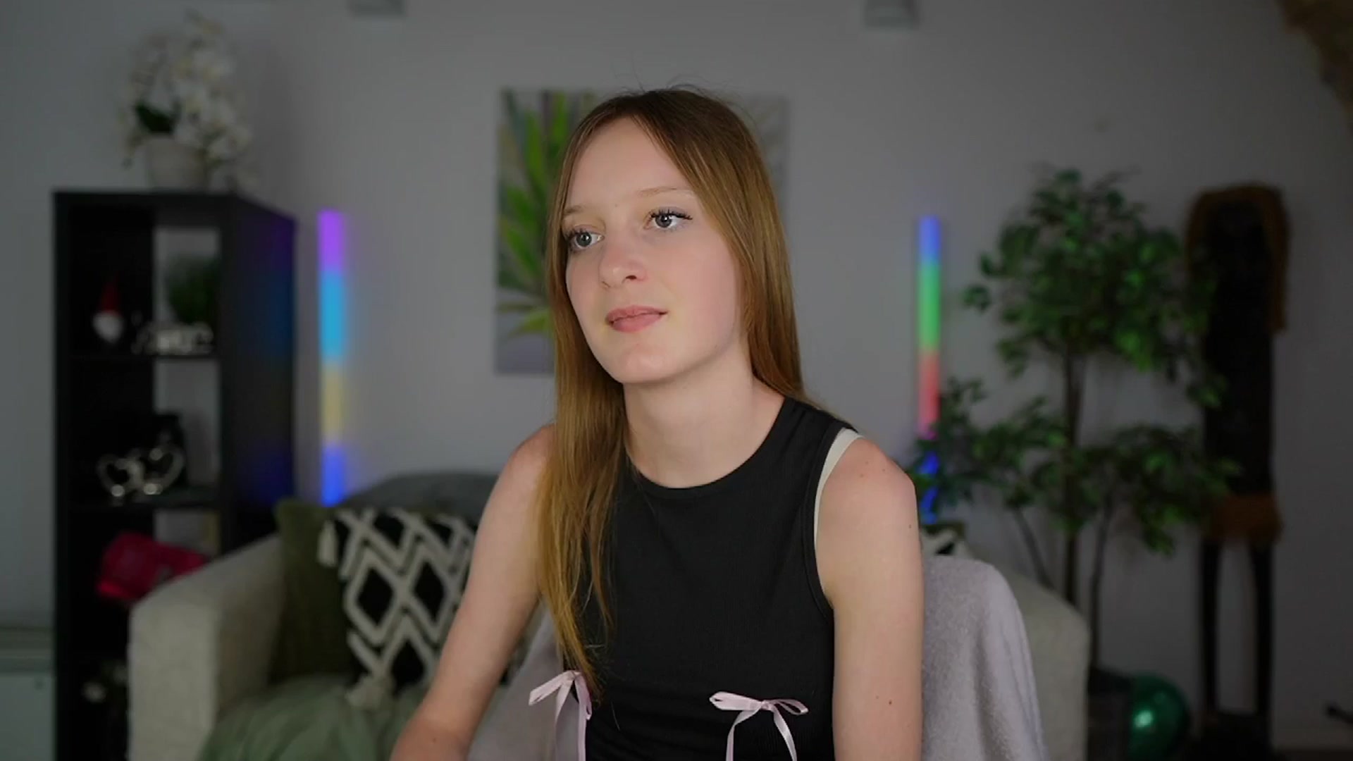 Gallery image thumbnail from Daisy_Dash's myfreecams stream on, 01/17/2025, 14:00 image 17 of 20