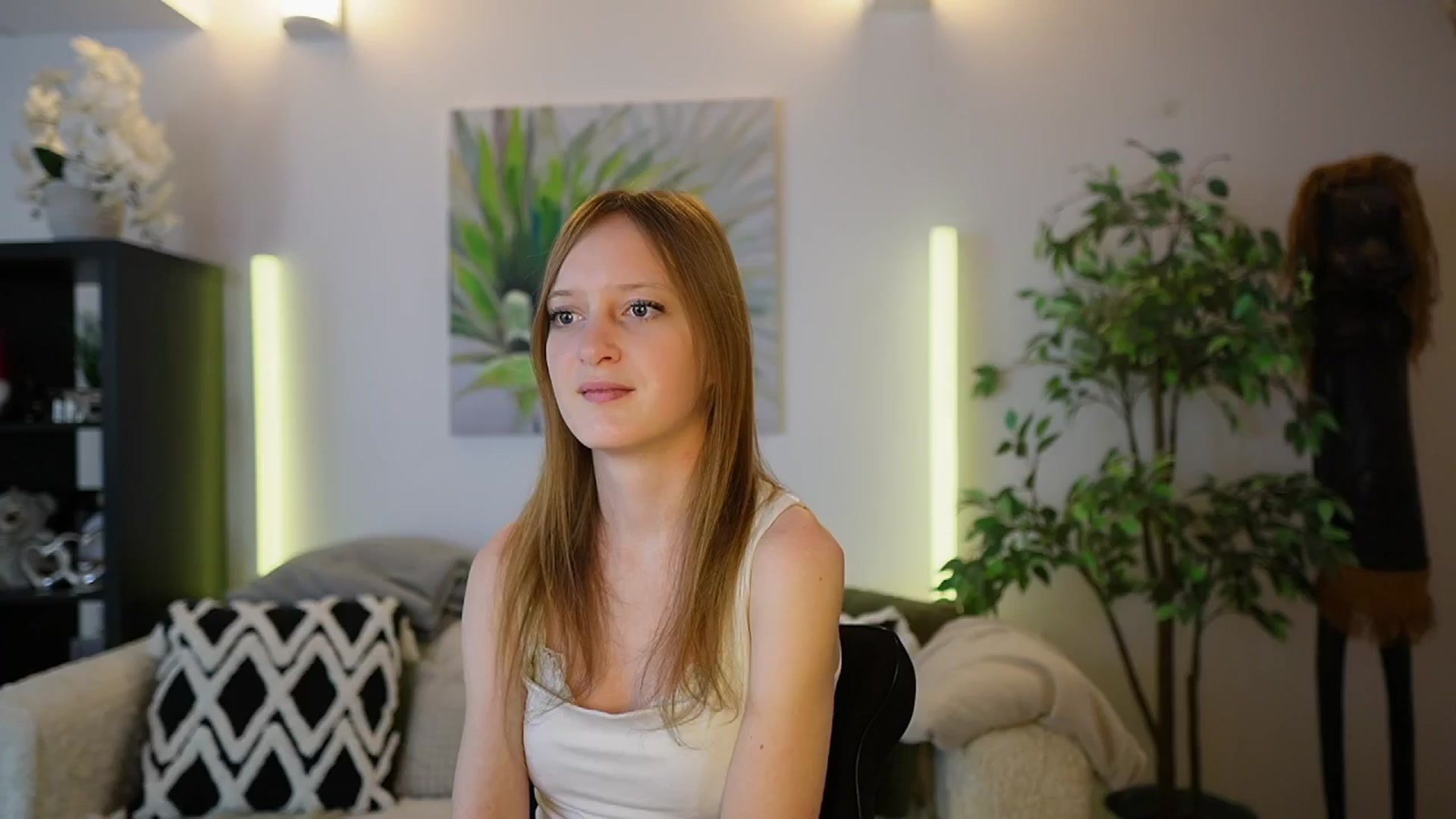 Gallery image thumbnail from Daisy_Dash's myfreecams stream on, 01/30/2025, 11:50 image 14 of 20